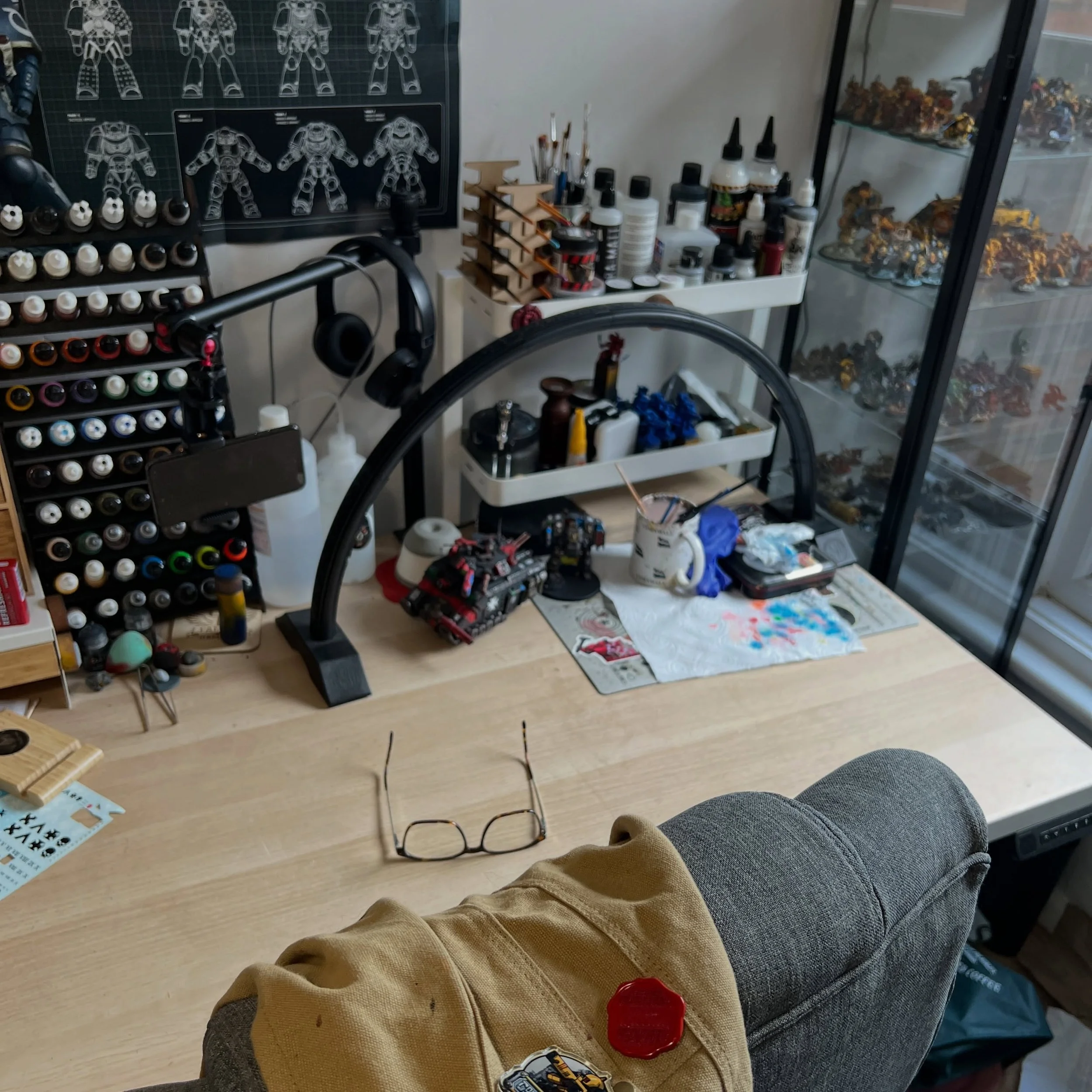 Even the Emperor&rsquo;s Angels need some downtime. The painting desk will be waiting.

Back soon

#warhammer40k #miniaturepainting #warhammercommunity #hobbypainting #grimdark