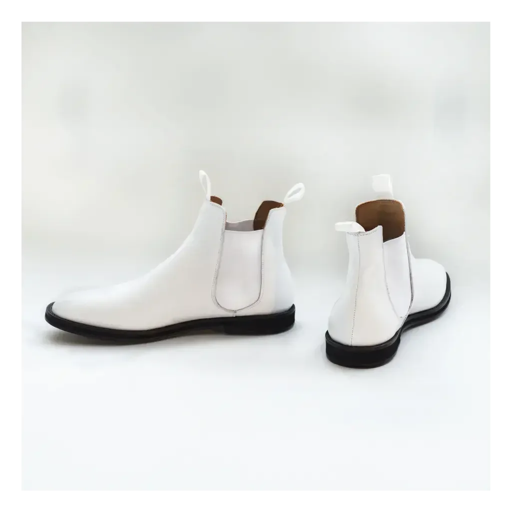 white-boots-(2)-452-dv-p.webp