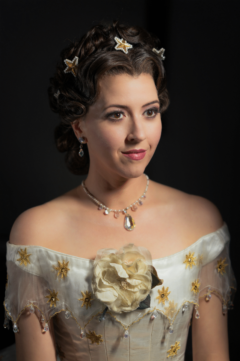 Lisette Oropesa as Violetta Valéry in La traviata - copyright Ed Choo