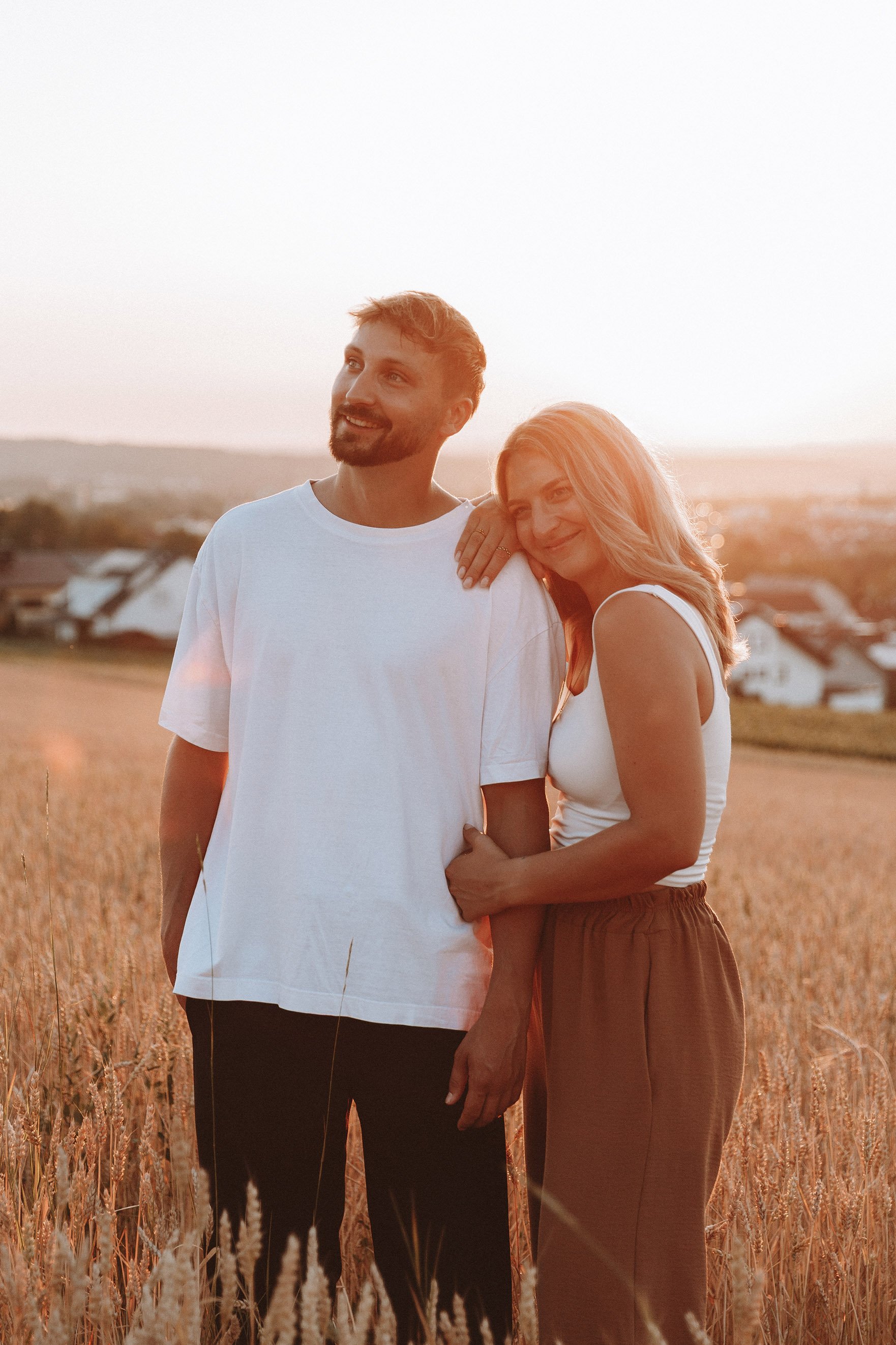 Fotografin_HochzeitsfotografinMetzingen_HochzeitsfotografinReutlingen_HochzeitsfotografinBadUrach_Päärchenshooting_(1).jpg