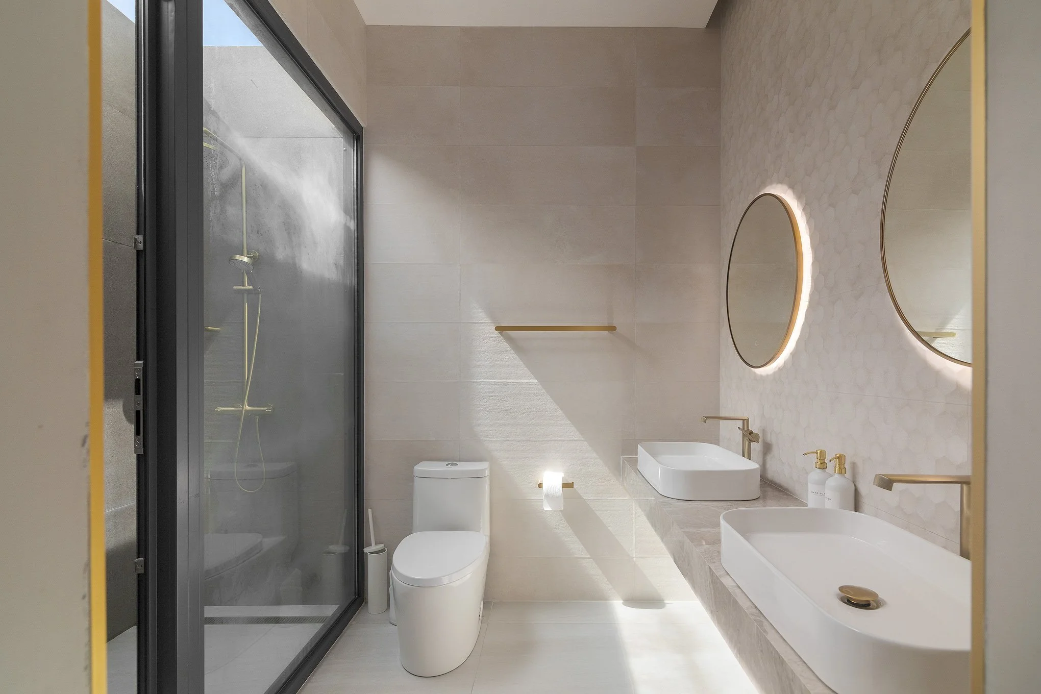 m master bath.jpg