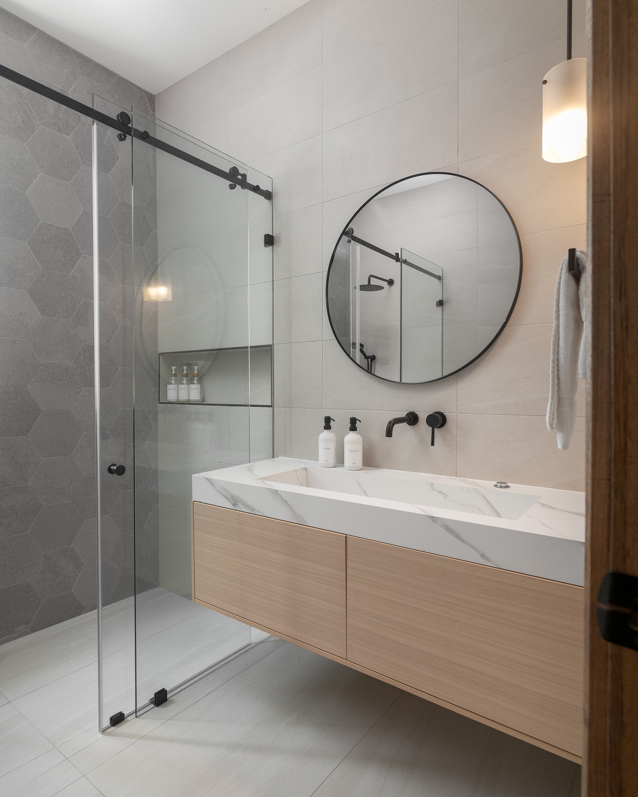 m bath 2.jpg