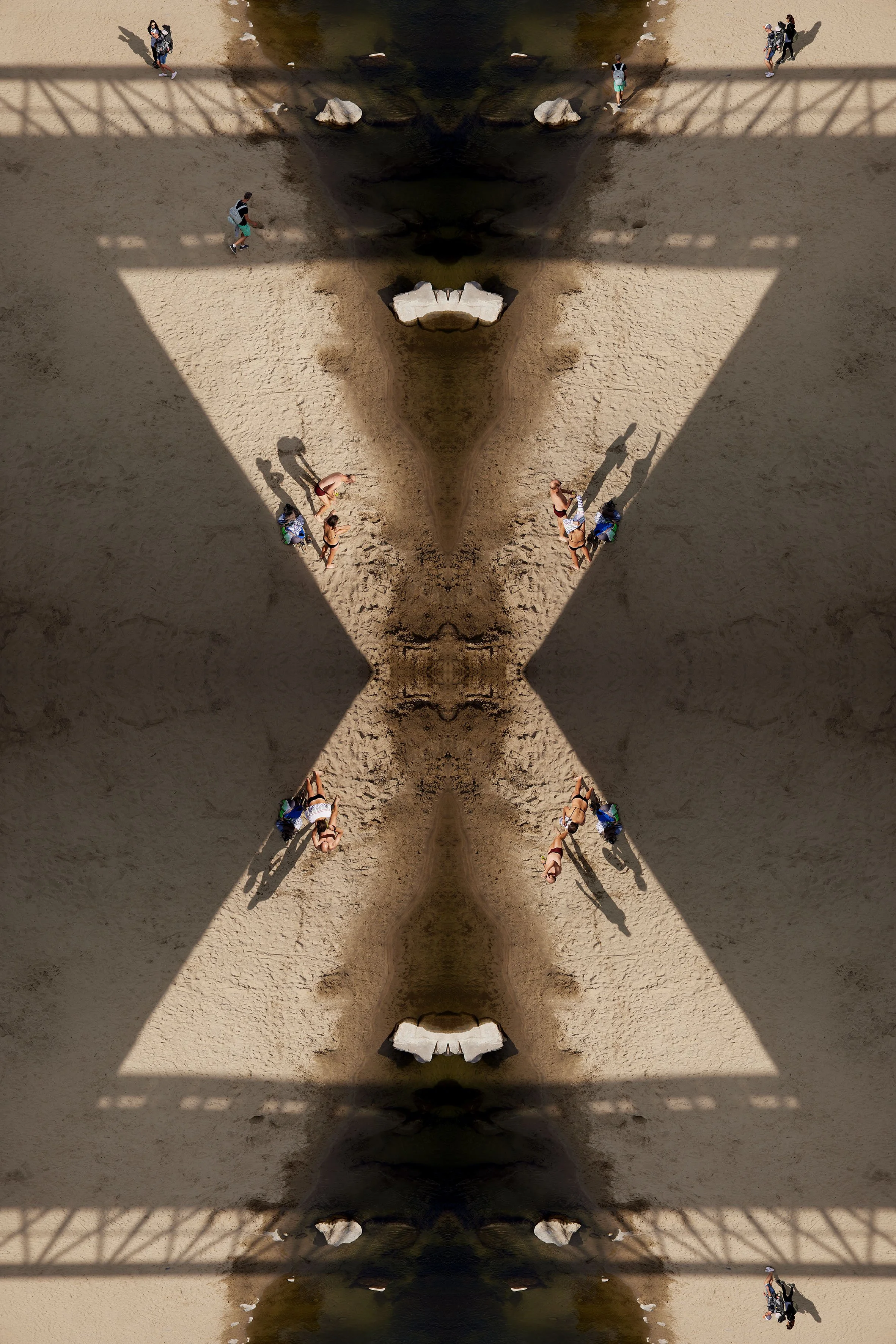 26_ardeche_vogue_brücke_schatten_4.jpg