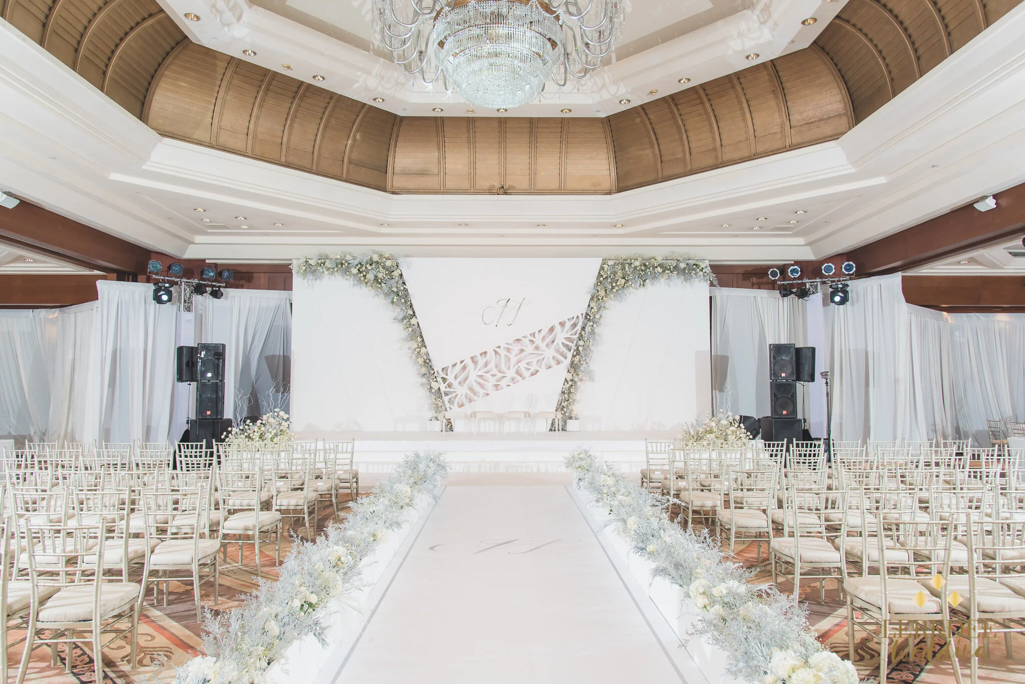 2017.03.25_Numwan & Navintar Wedding_Web_0012.JPG
