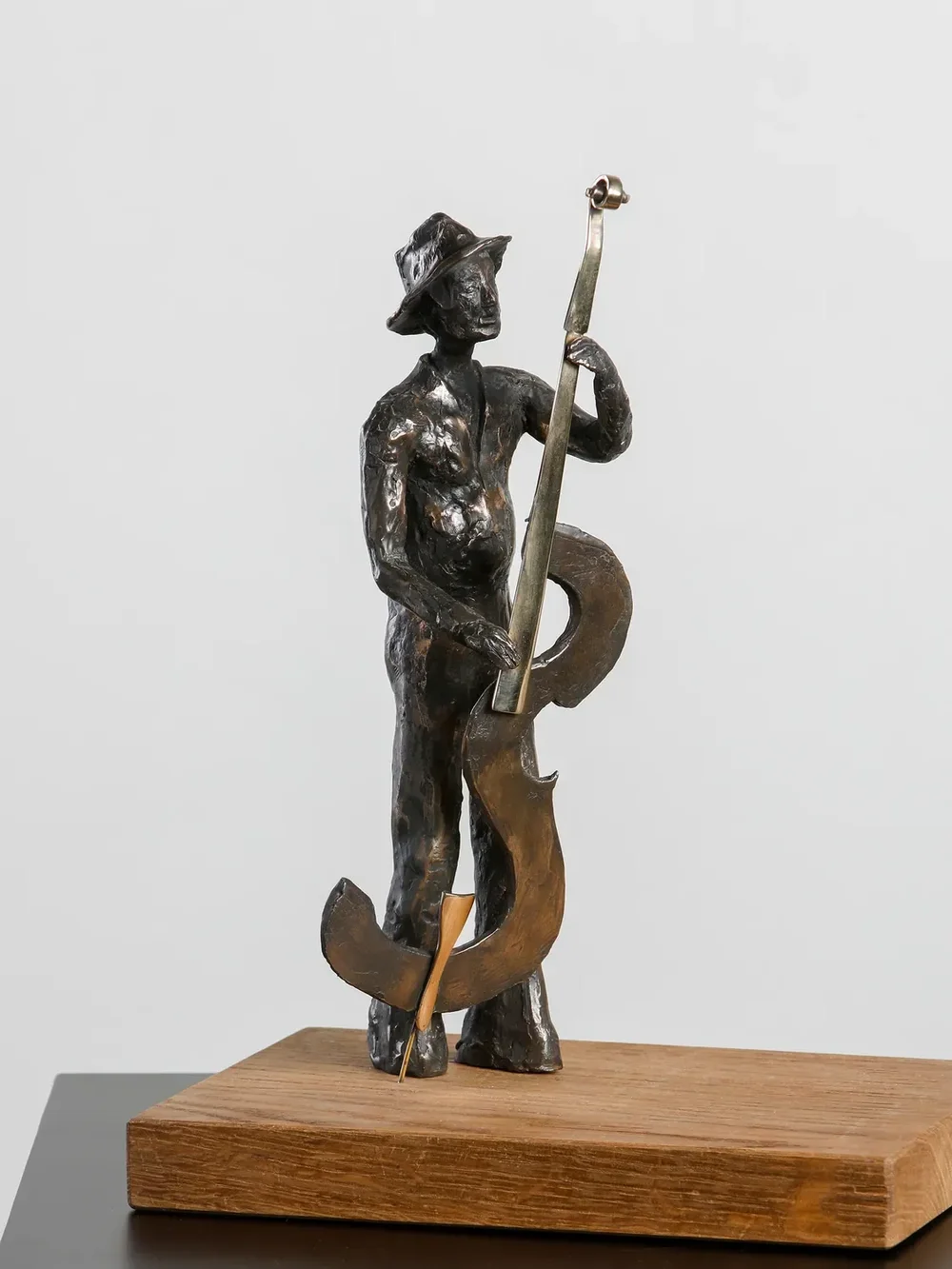 Scultura Es Groovt Mit Hut