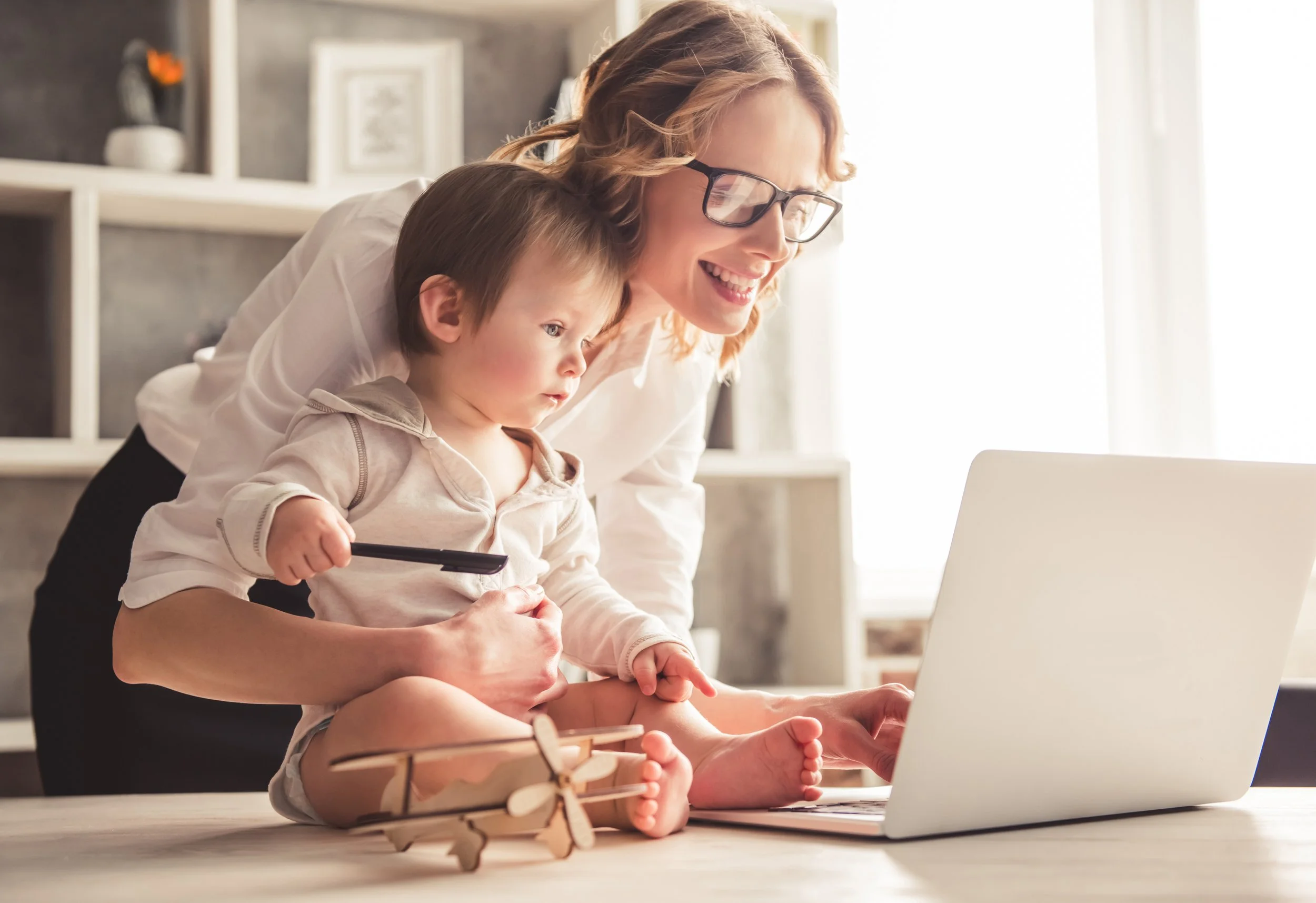 Pros and cons of an employer-based life insurance policy.
