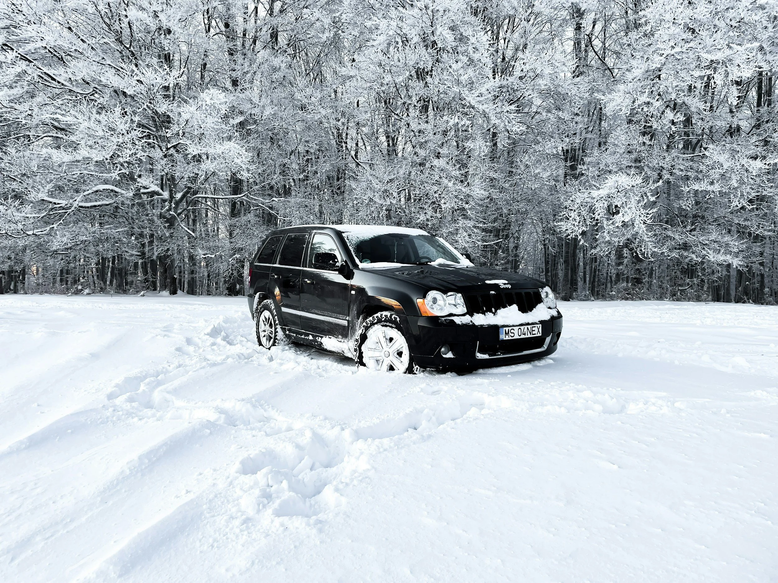 Safely Warm up your car in Extreme Weather Conditions