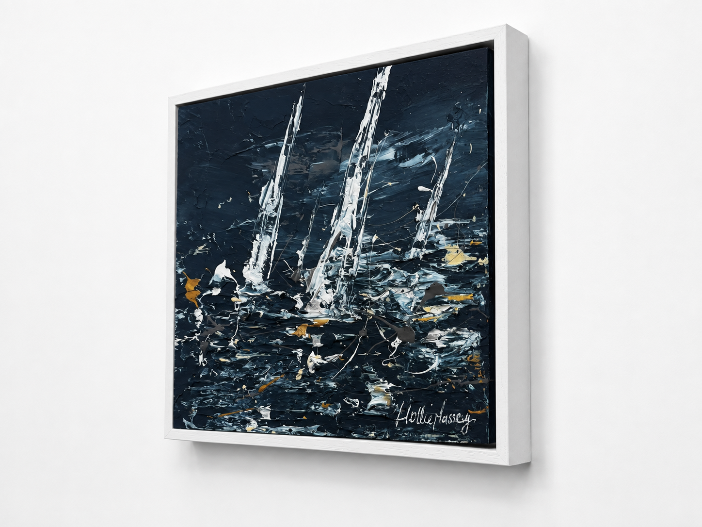 Hollie Massey  art.png