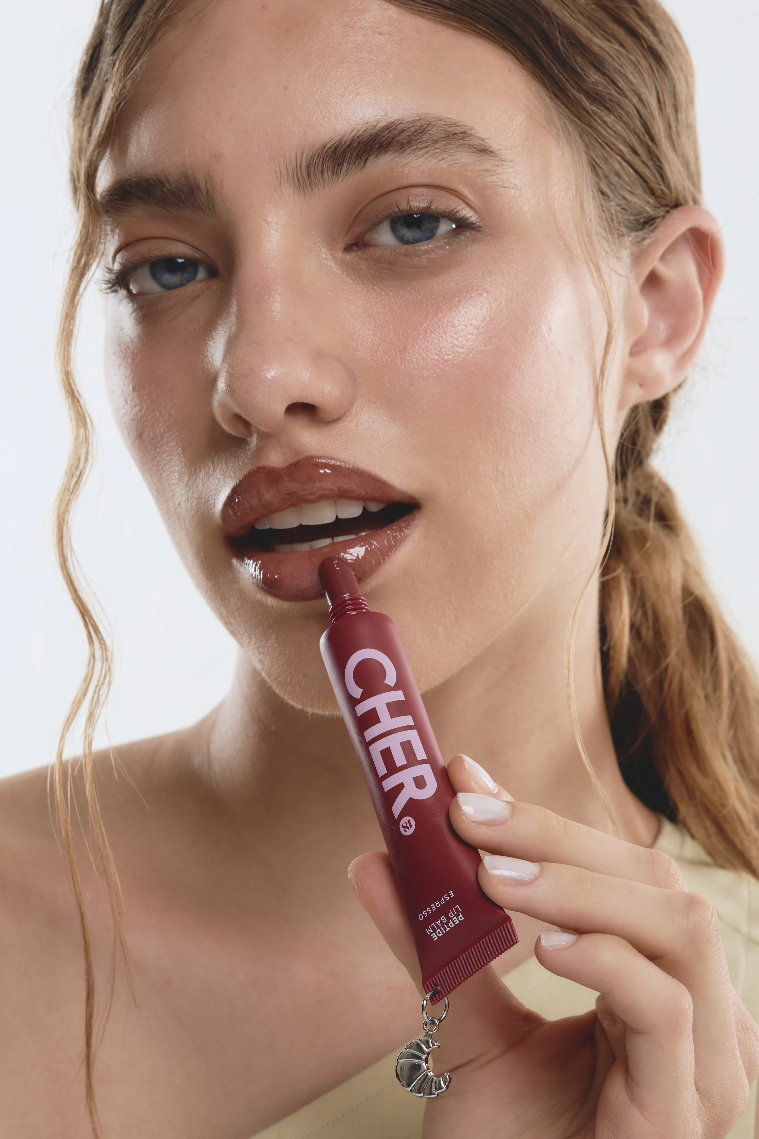 CHER BEAUTY LB 0447.jpg