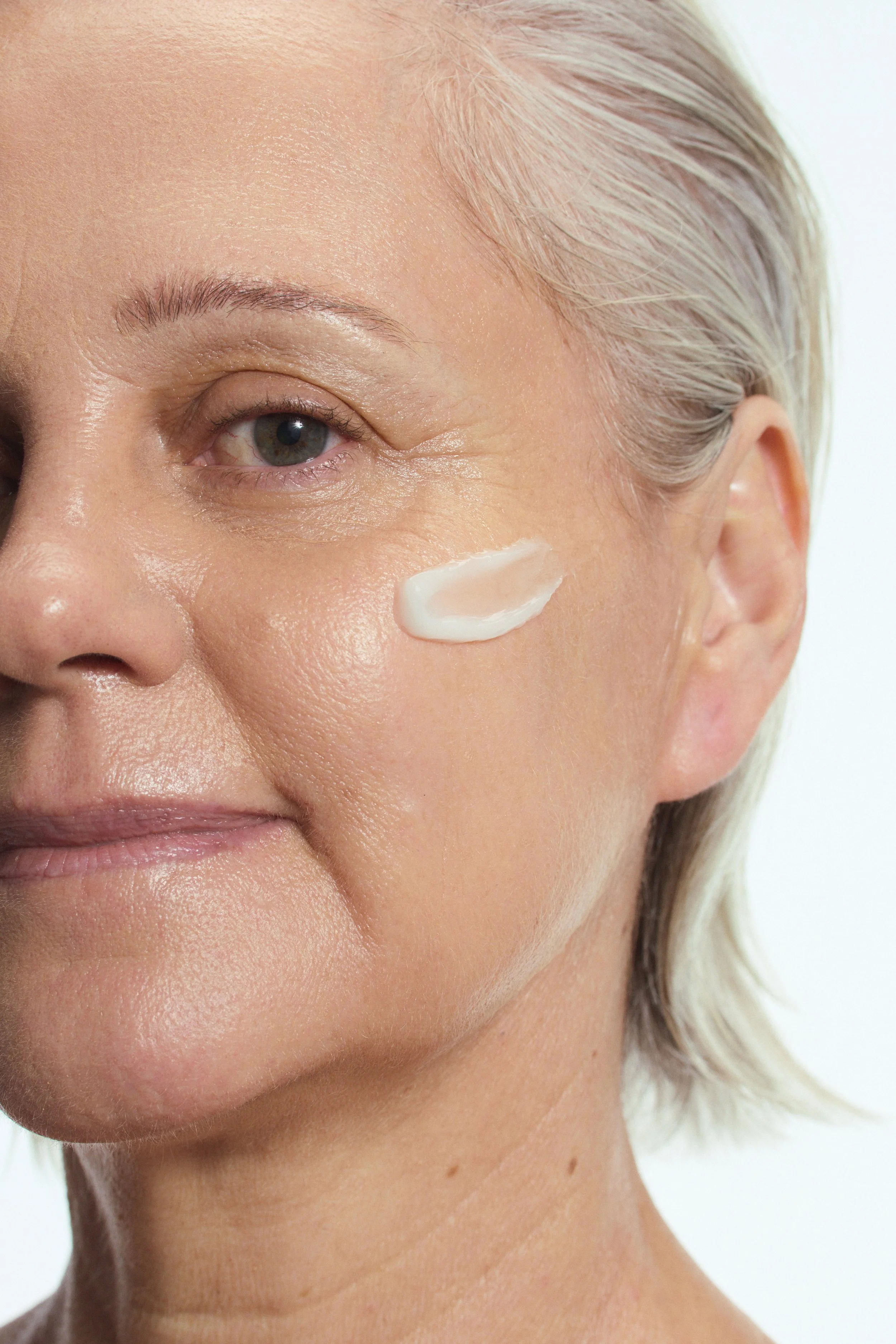 The Chemist Look_0452.jpg