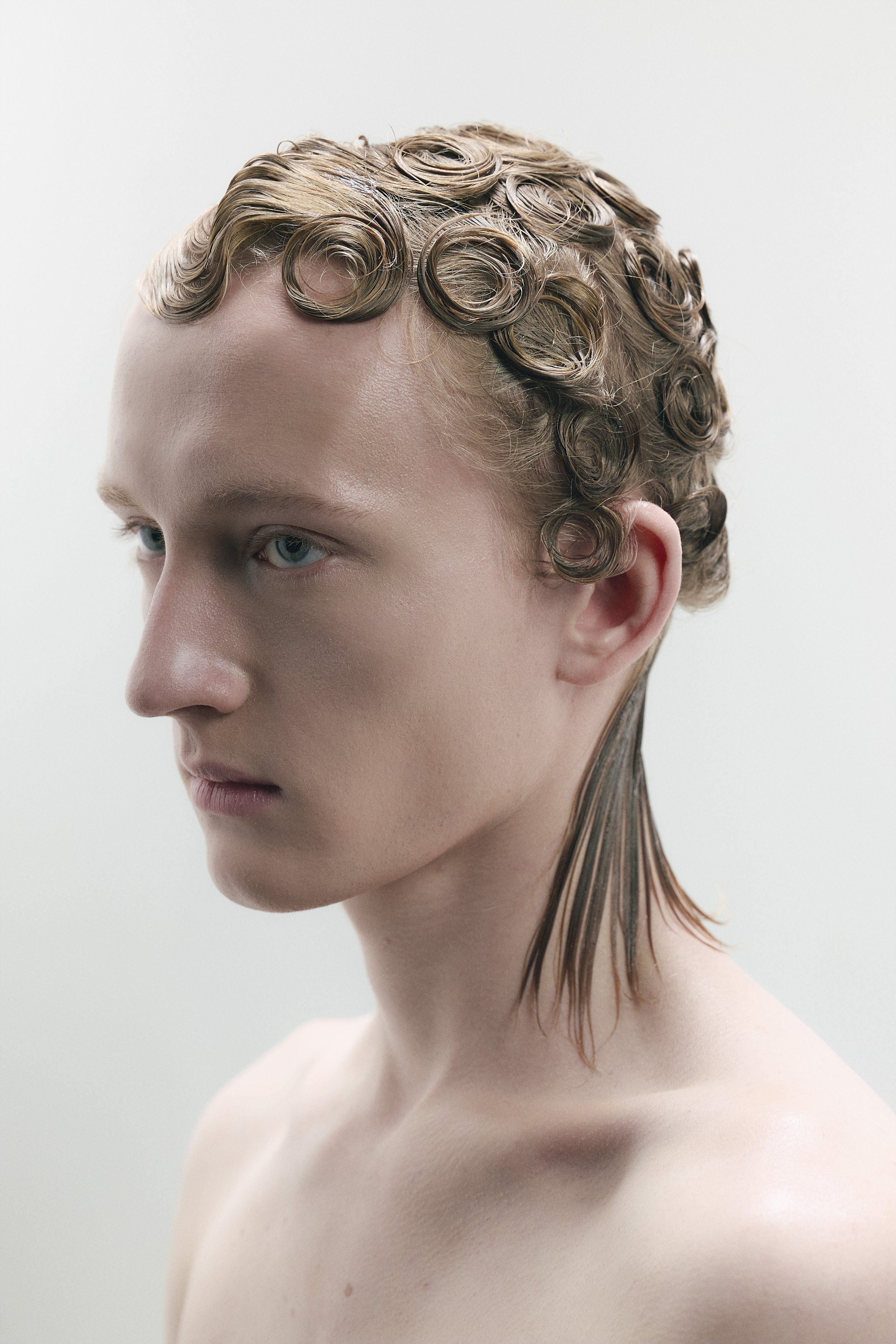 IMPERSONAL HAIR 10.83314 copia.jpg