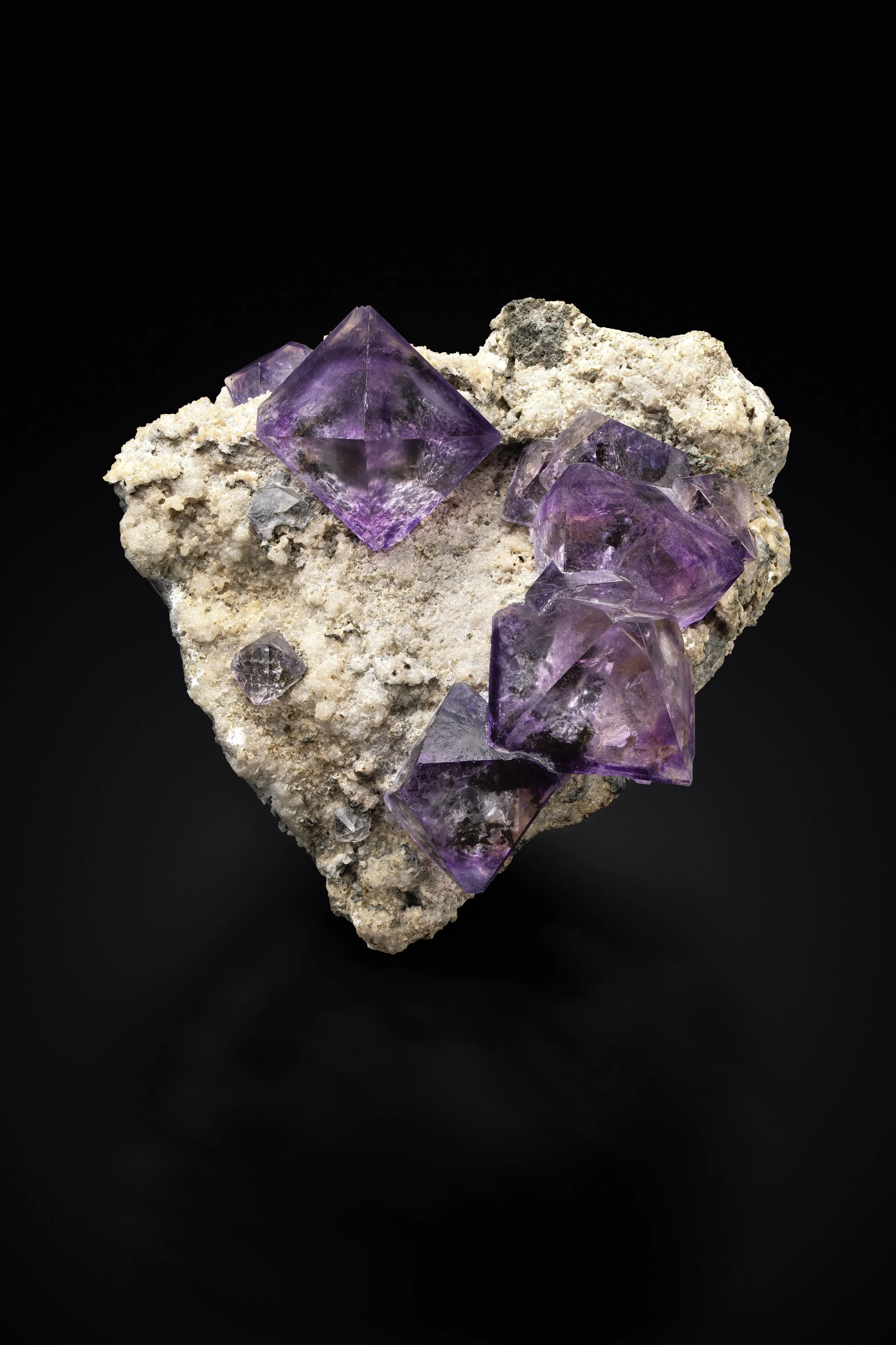 Fluorite 12 cm  
Quanzhou Mine, Fuijan, China