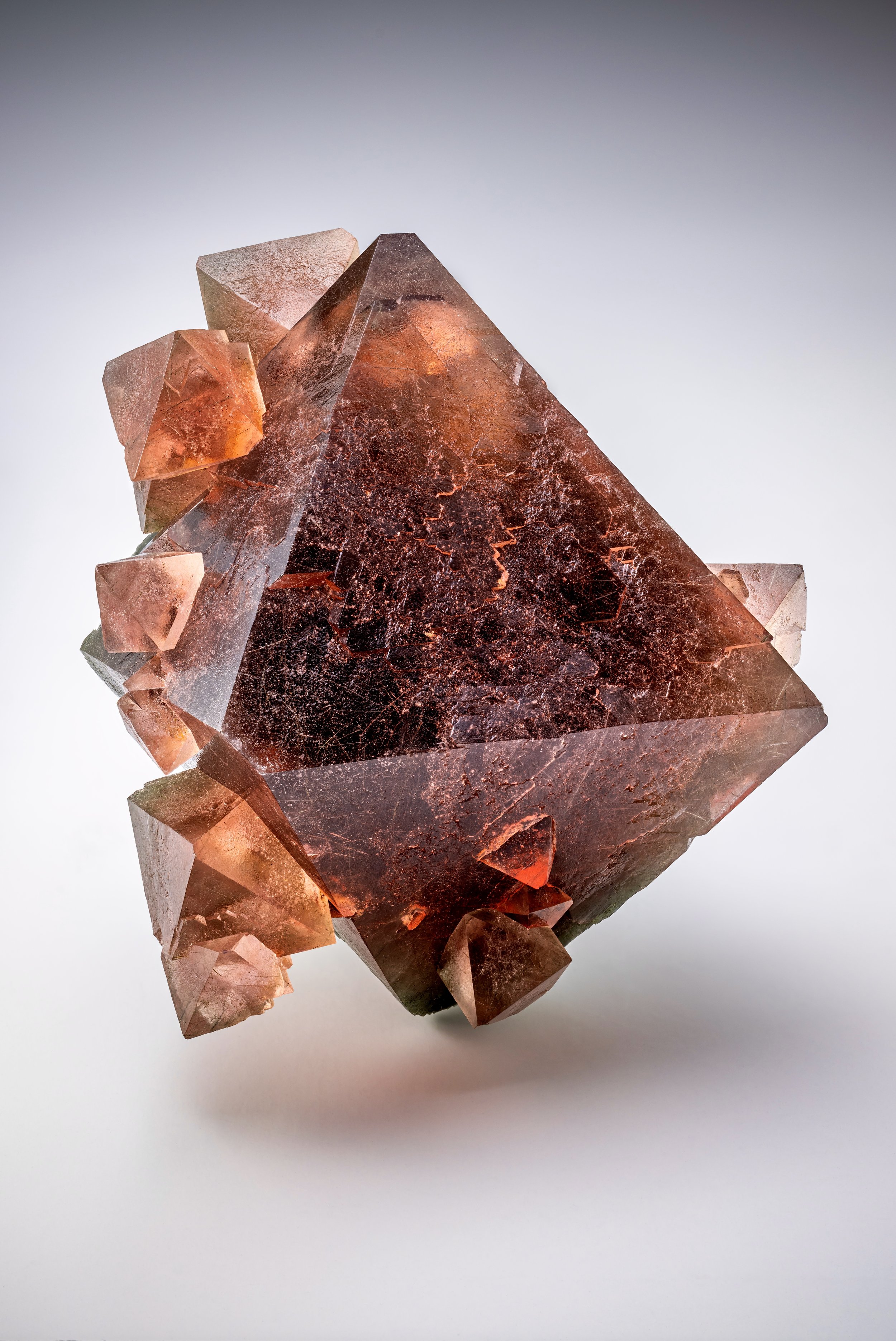 Fluorite 9 cm  
Huanggang, China 