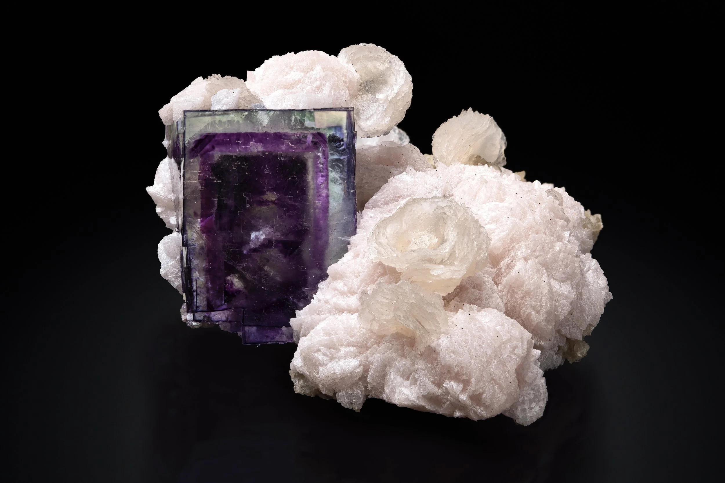 Fluorite with Calcite 5 cm  
Yaogangxian Mine, Hunan, China 