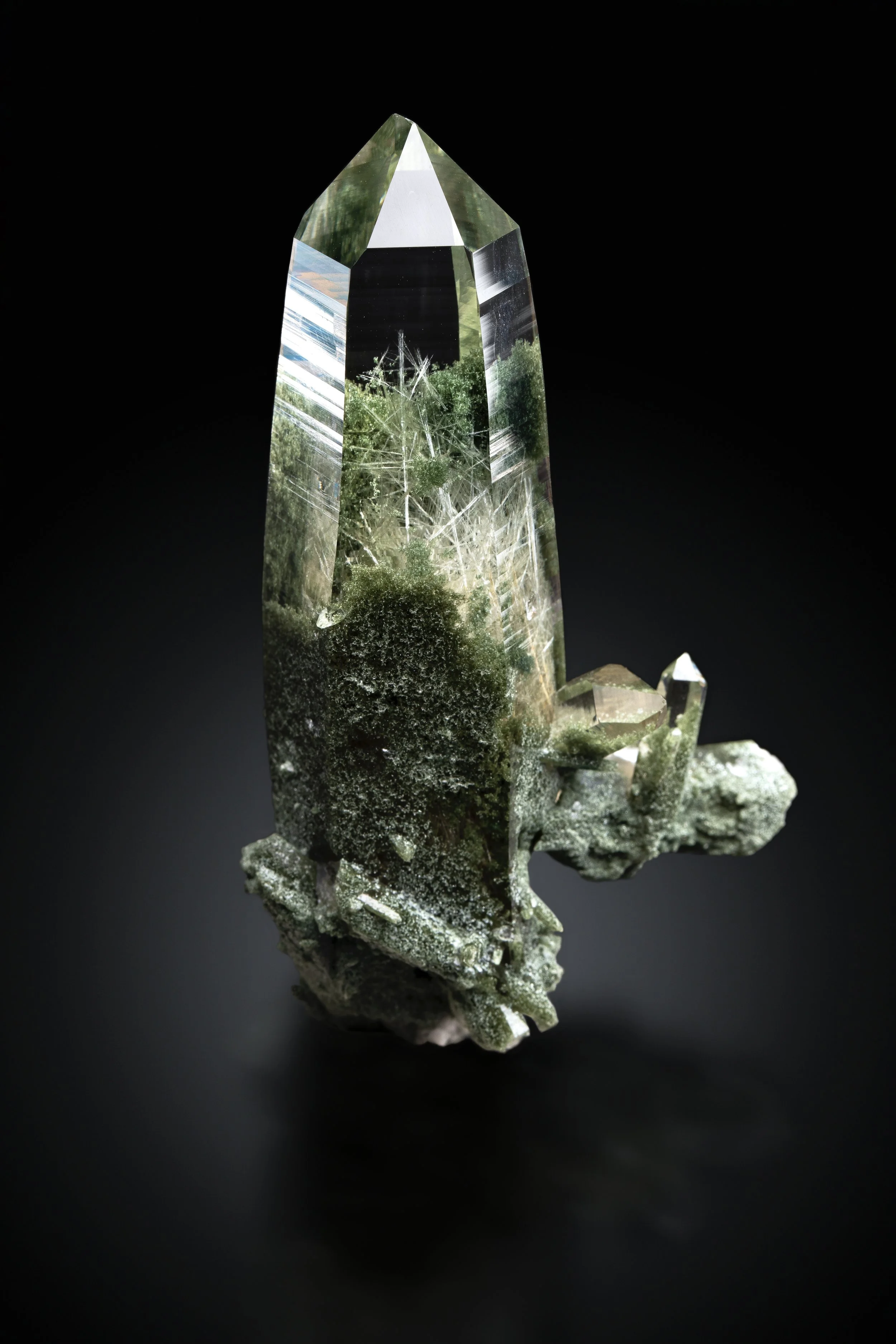 Quartz, Actinolite and Chlorite 8 cm 
Kullu Valley, Himachal Pradesh, India