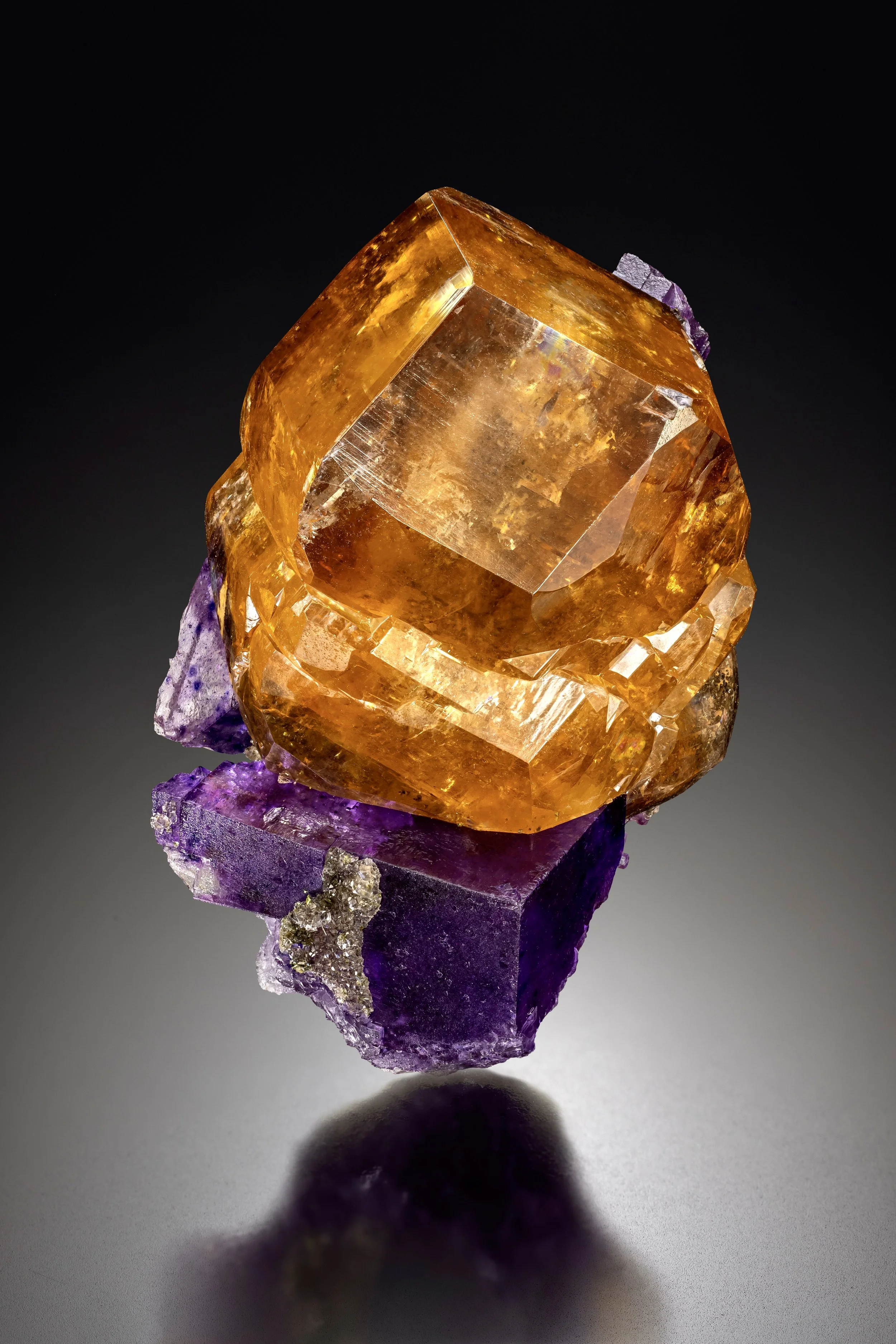 Calcite on Fluorite 7 cm  
Denton Mine, Hardin County, Illinois