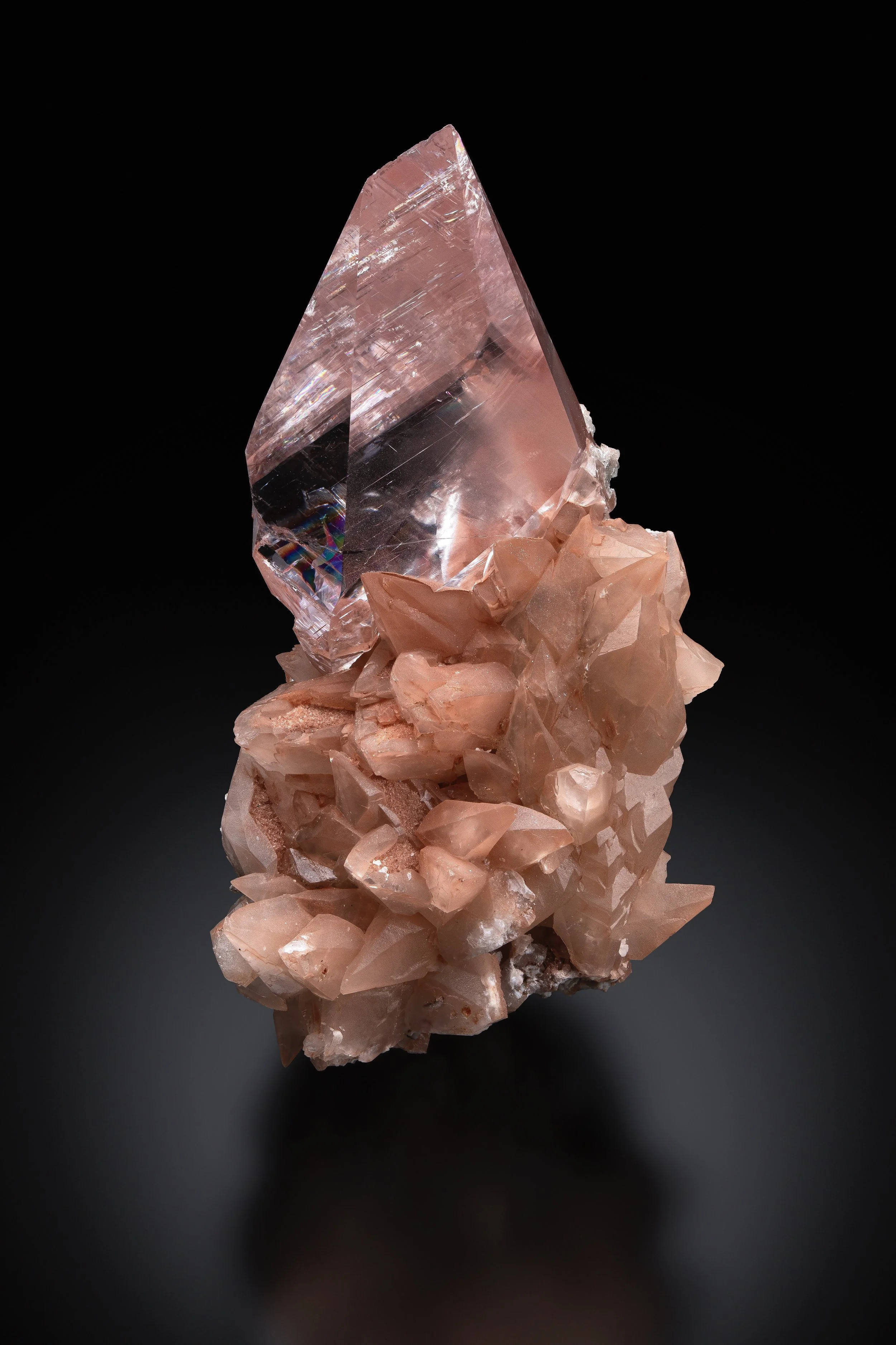 Manganoan Calcite 6 cm  
Fenglishan Mine, Daye County, China