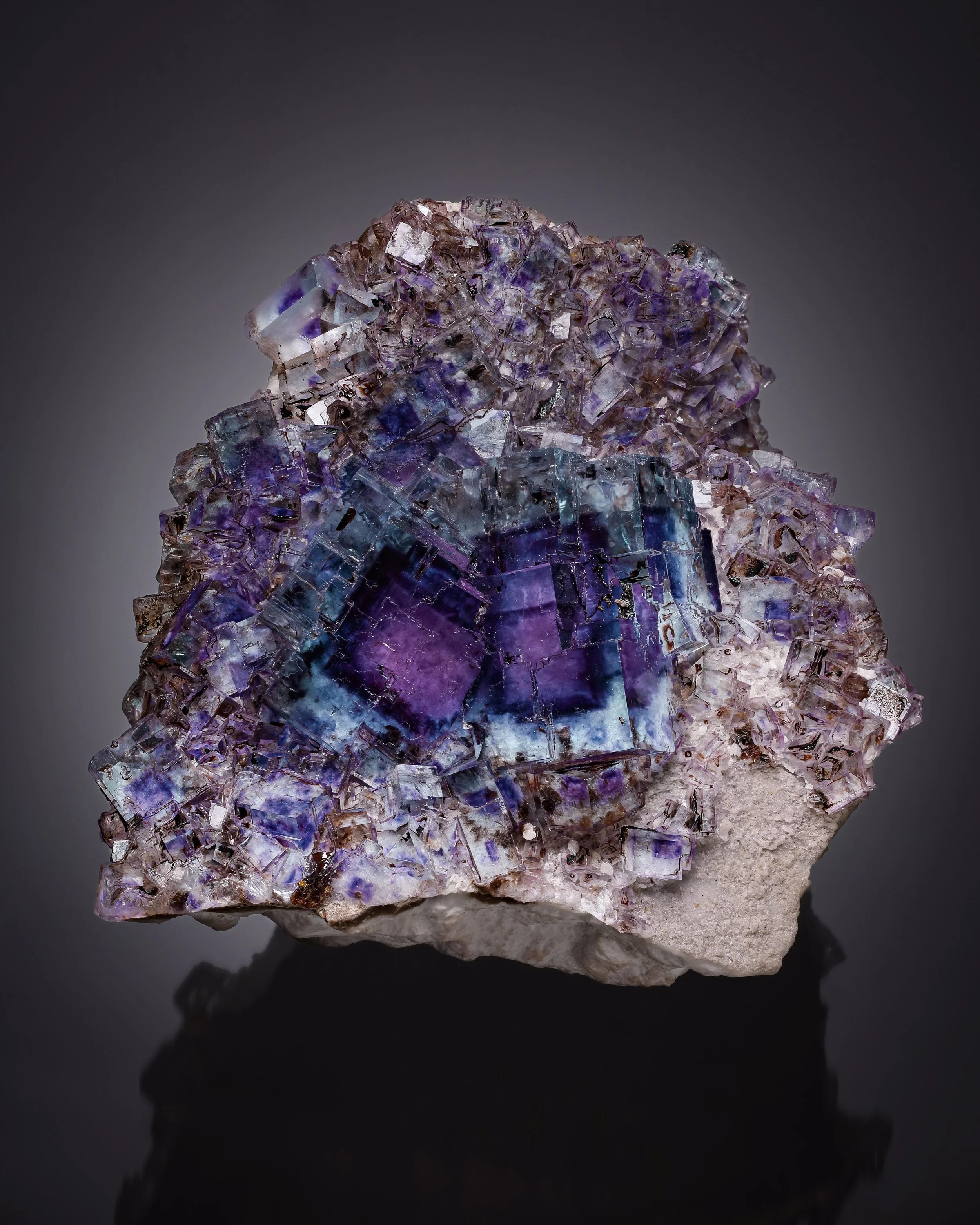 Fluorite with Barite 10 cm  
Minerva No. 1, Hardin County, Illinois