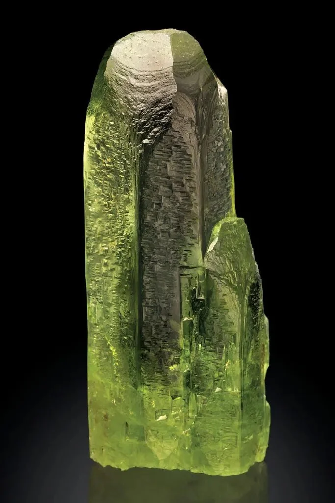 Etched Heliodor 14 cm  
Volodarsk, Zhytomyr Oblast, Ukraine
