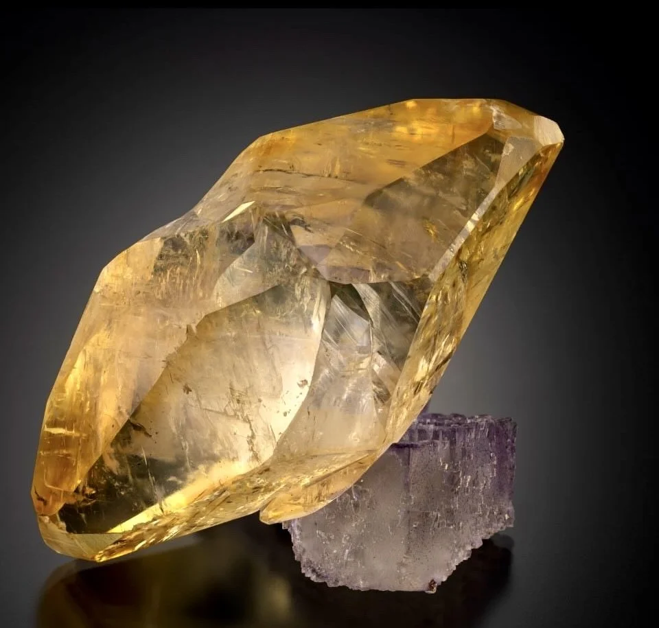 Calcite on Fluorite 6 cm  
Elmwood Mine, Carthage County, Tennessee 