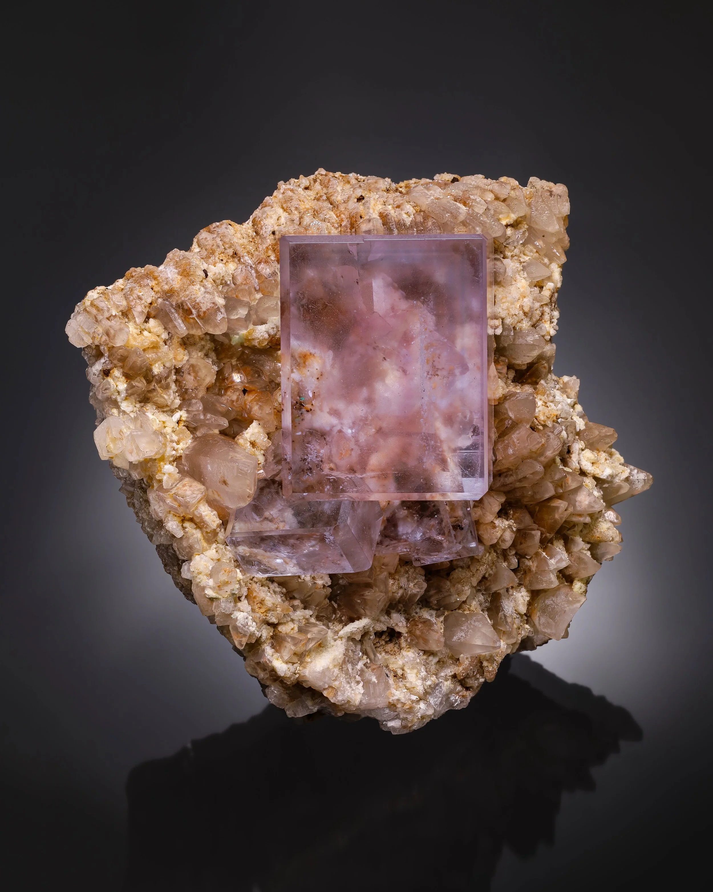 Fluorite Calcite 10 cm  
Llamas Quarry, Caravia Mining area, Spain 