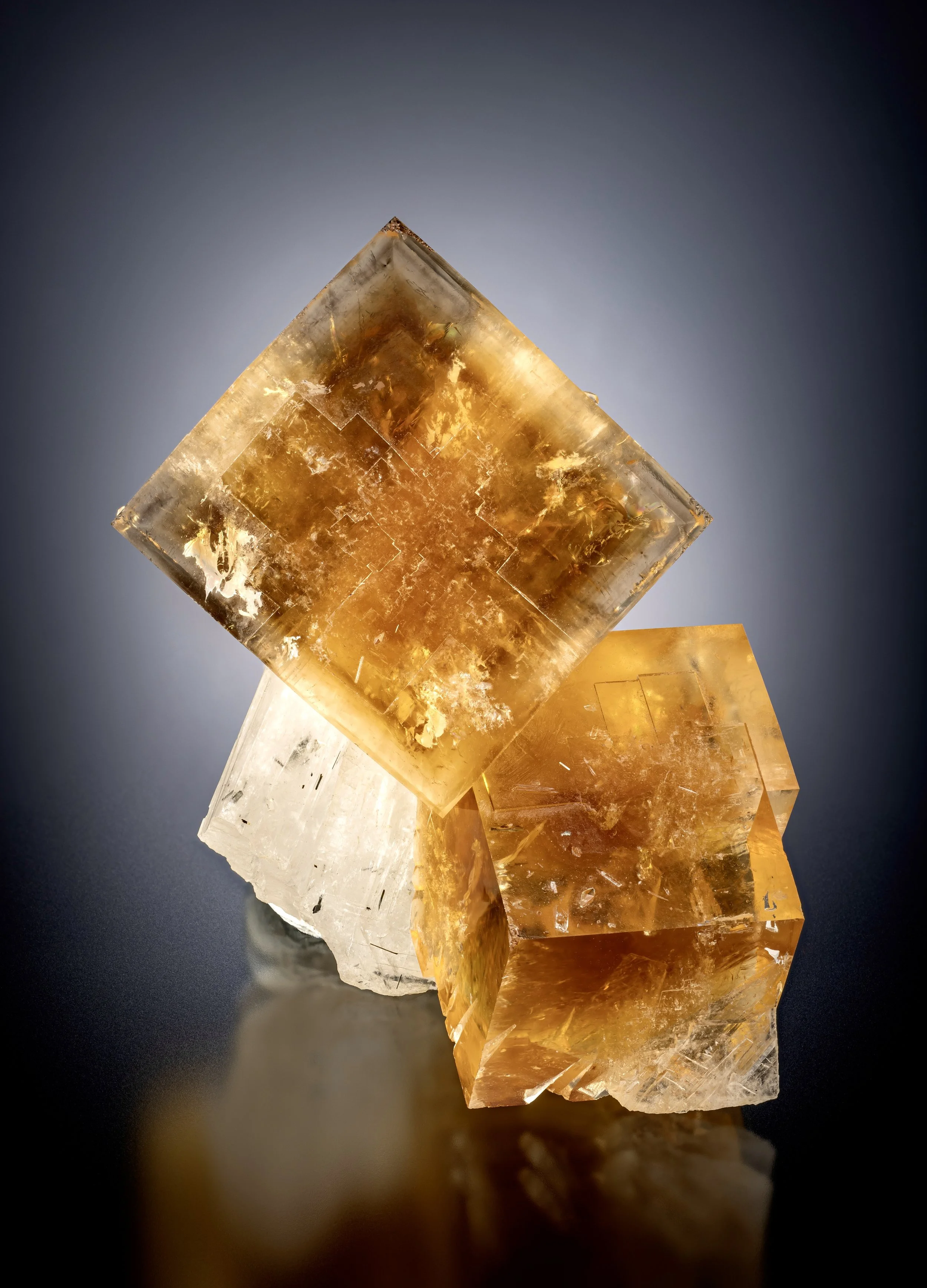 Fluorite on Celestine 5 cm  
Clay Center, Ottawa County, Ohio 