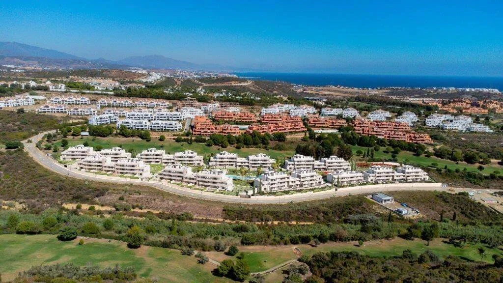Bliss Casares Costa KIWII Real Estate.jpg