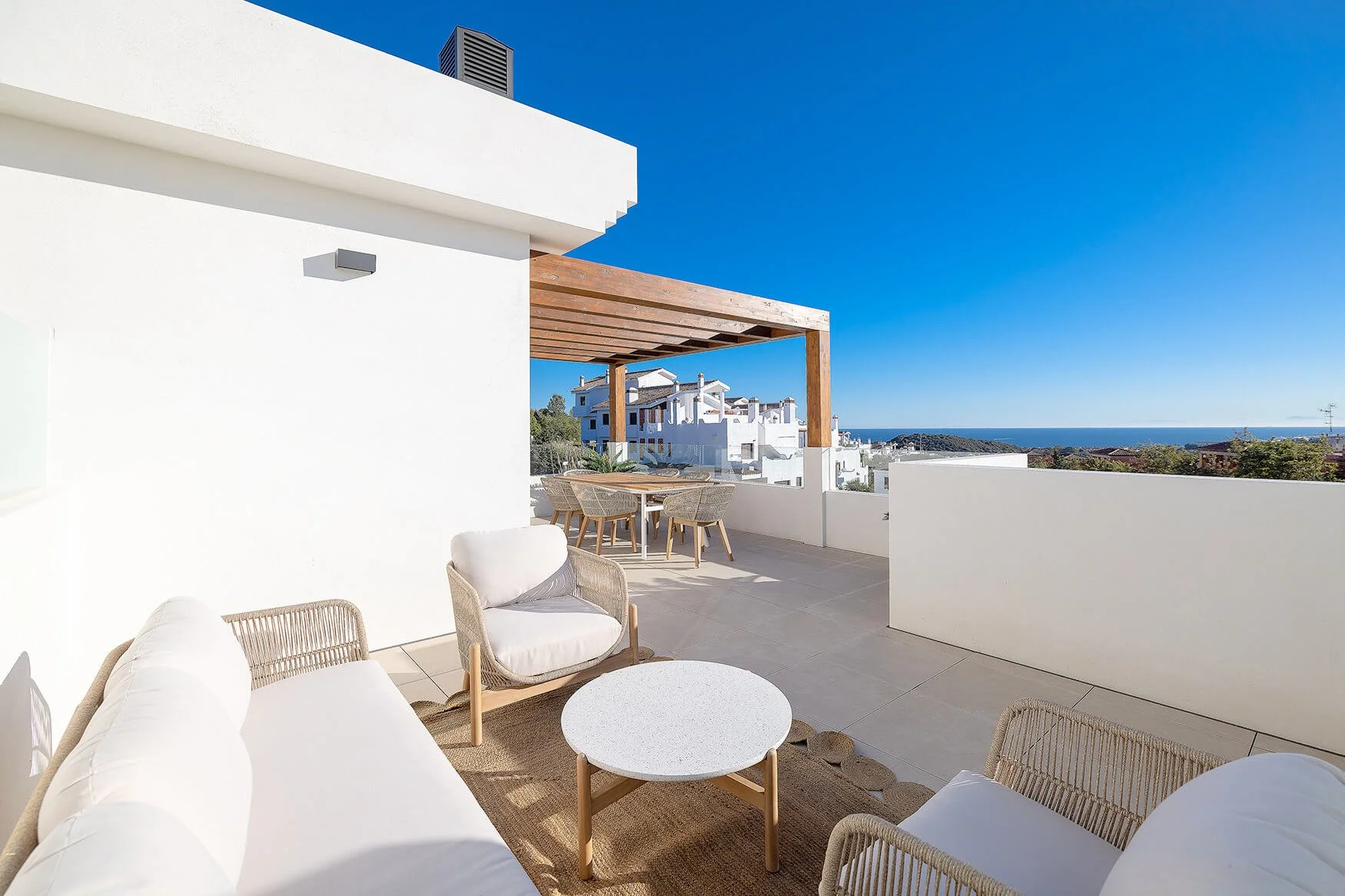 La Sal Bay Casares Costa Terrace KIWII.jpg