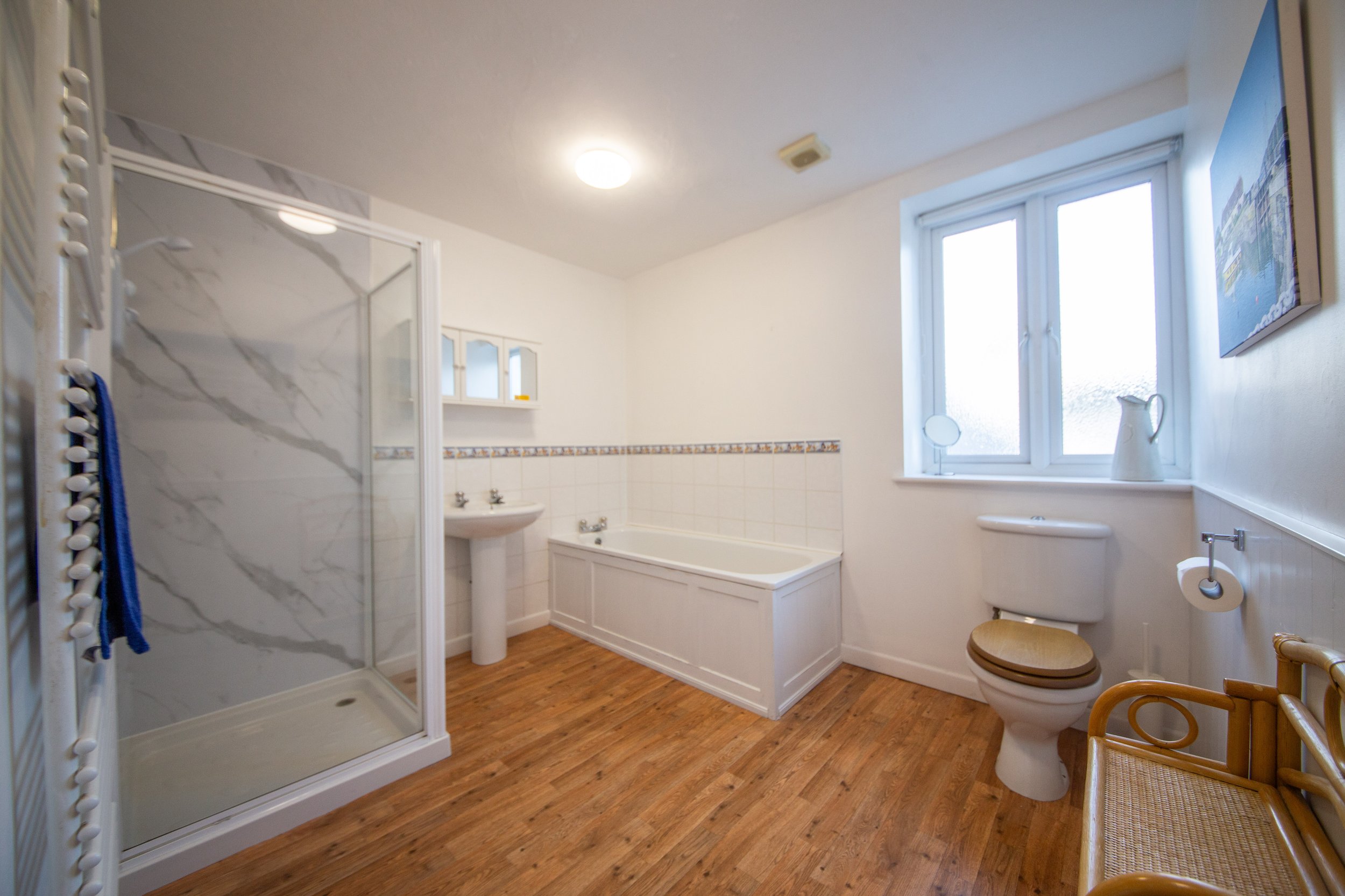 IMG_1367 bathroom.jpg