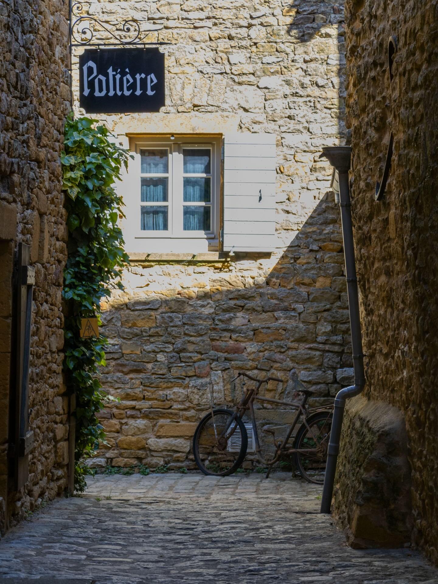 Balade dans Oingt #oingt #photo