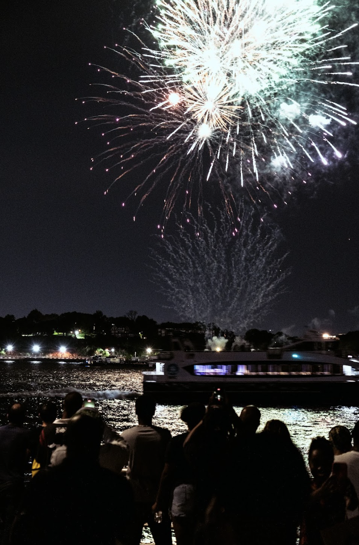JAŸ-Z30 FIREWORKS - MANHATTAN 11.png