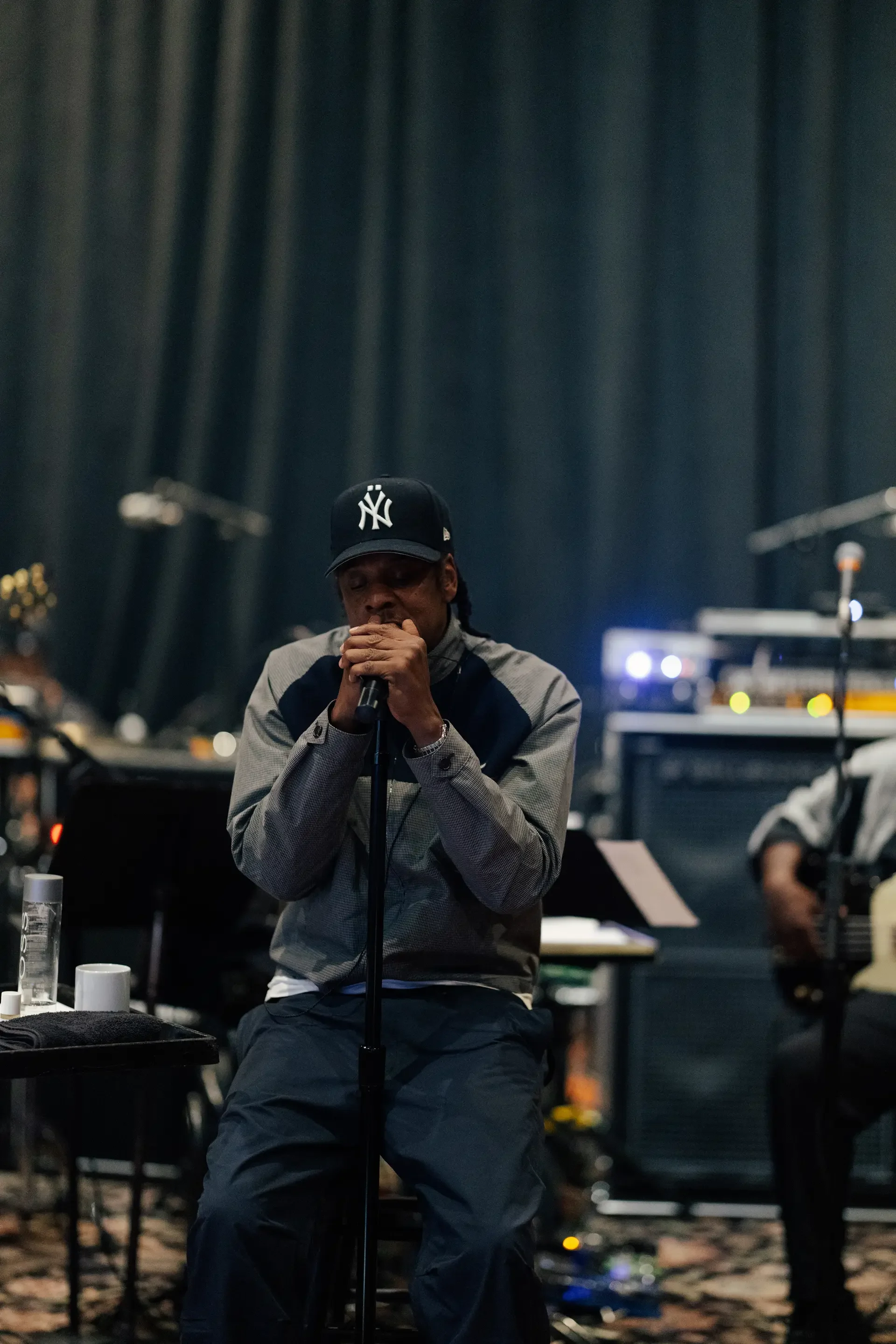 Jay30-rehearsal3.webp