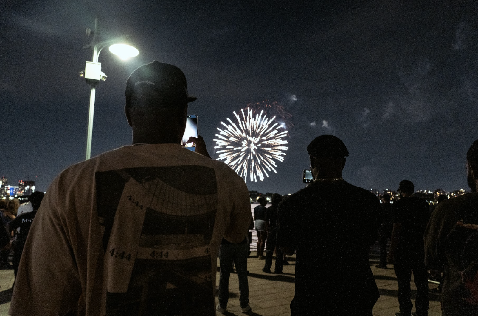 JAŸ-Z30 FIREWORKS - MANHATTAN 10.png