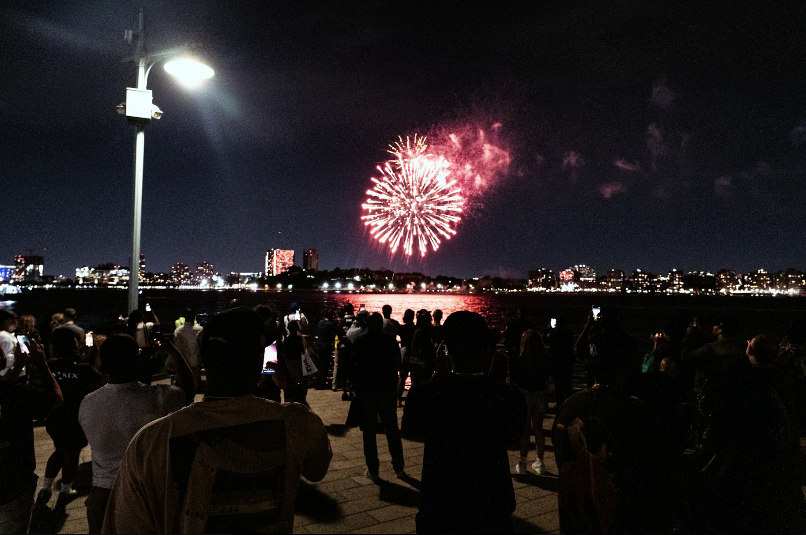 JAŸ-Z30 FIREWORKS - MANHATTAN 13.png