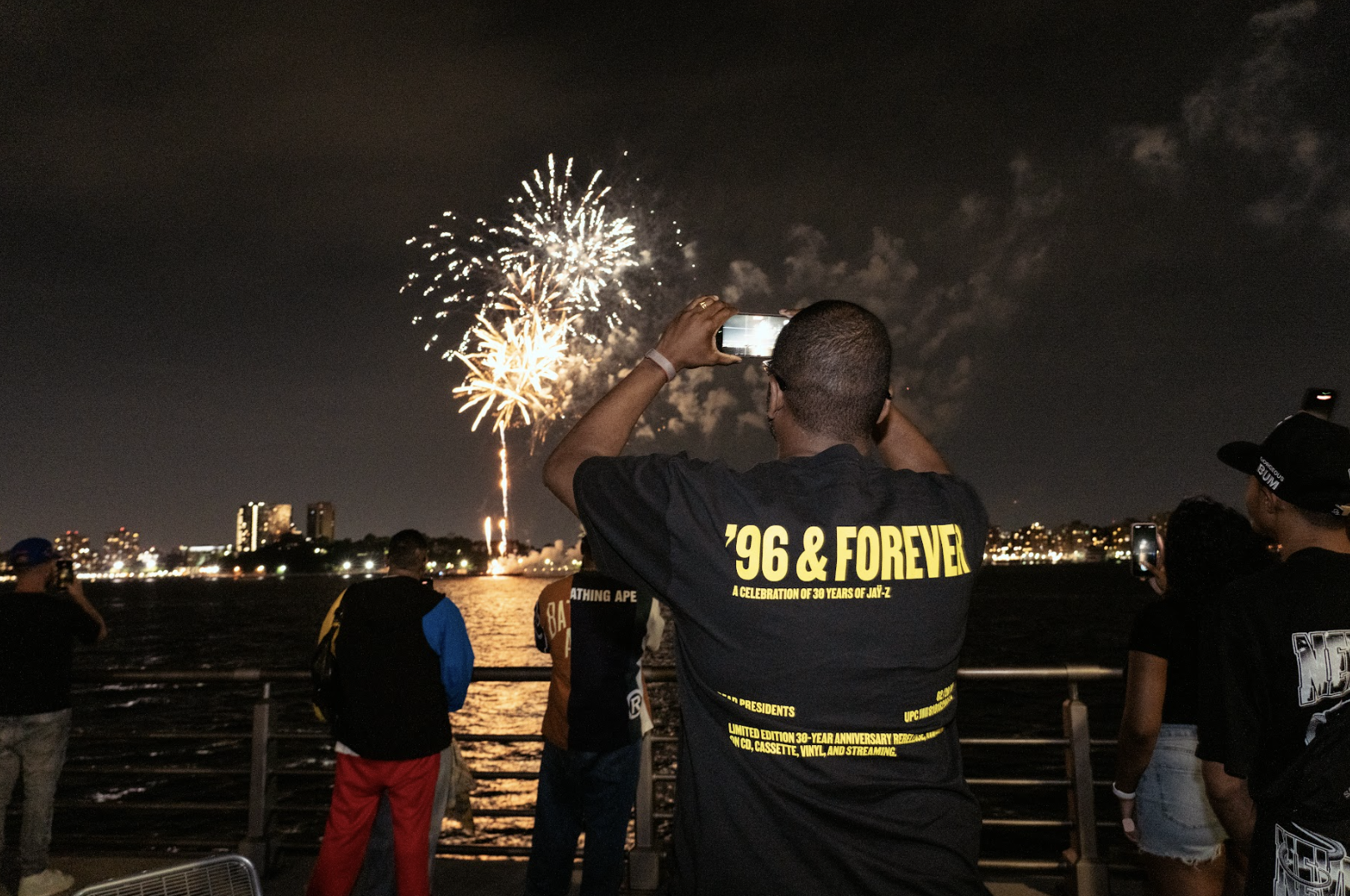 JAŸ-Z30 FIREWORKS - MANHATTAN 3.png