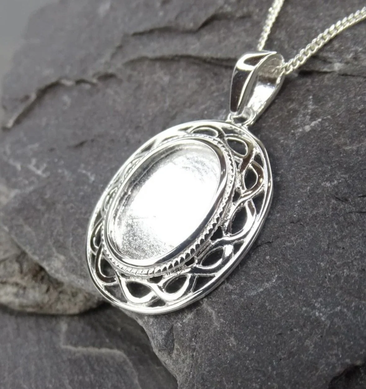 Filigree Memorial Pendant