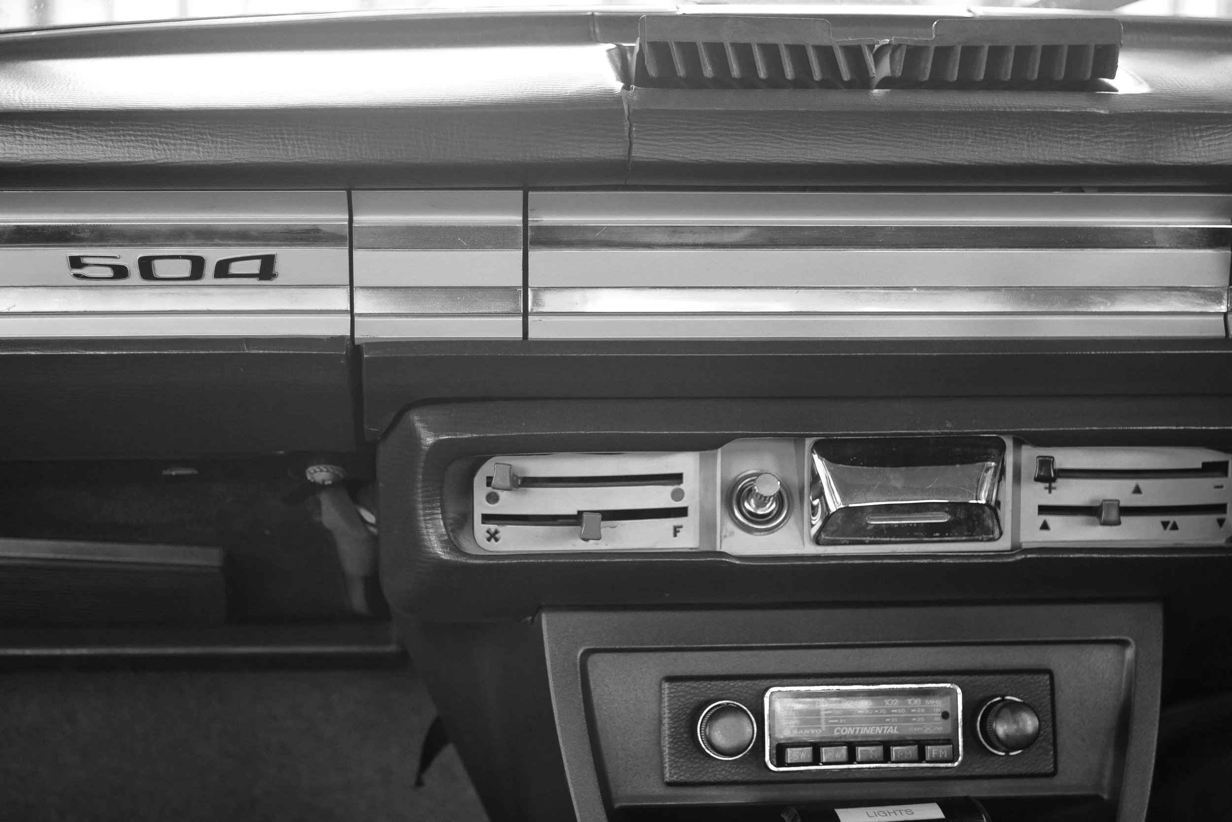 blue peugeot-143-Edit.jpg