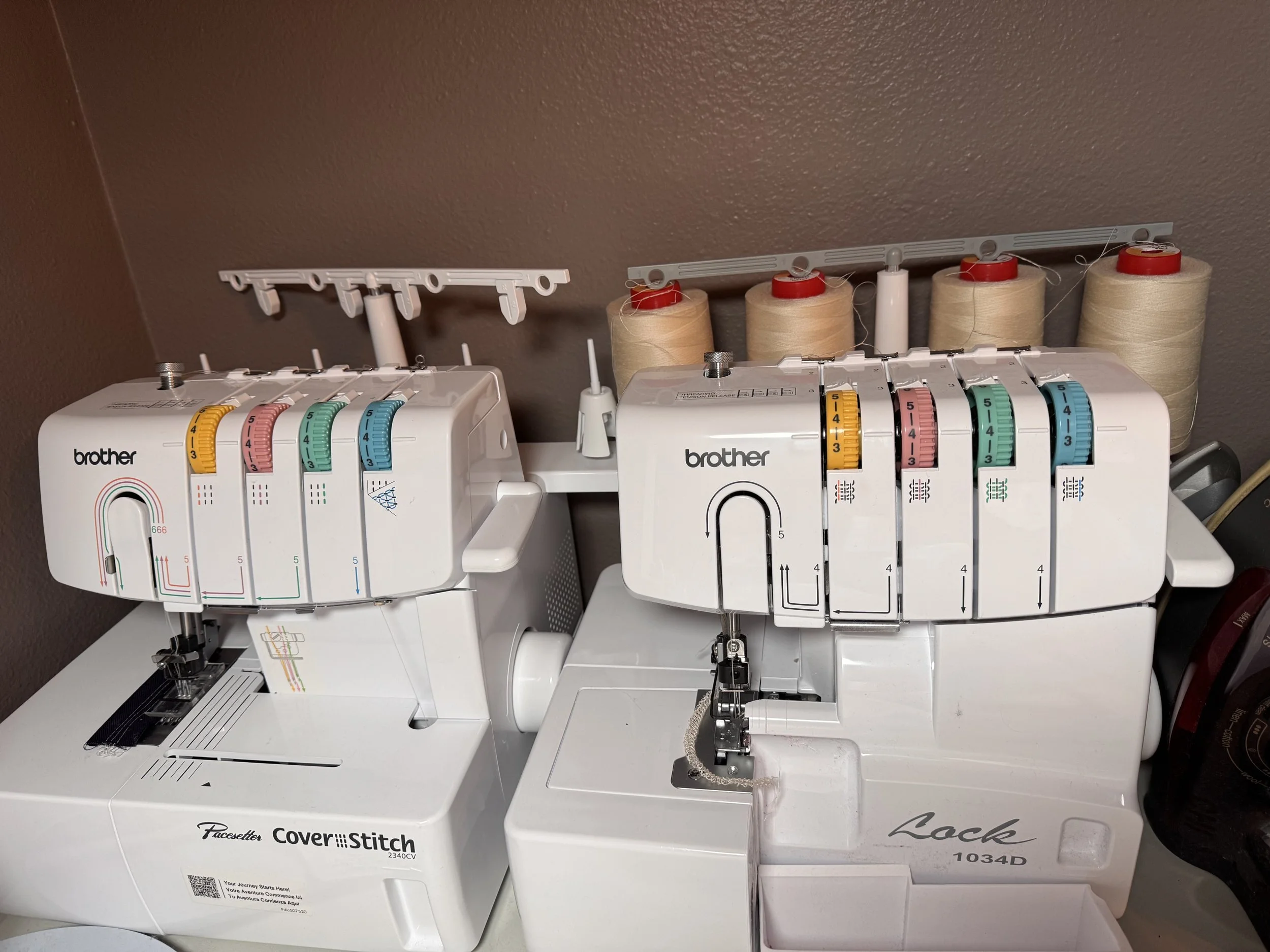 Sewing machines and accessories used for quilting, piecing, and sewing projects.