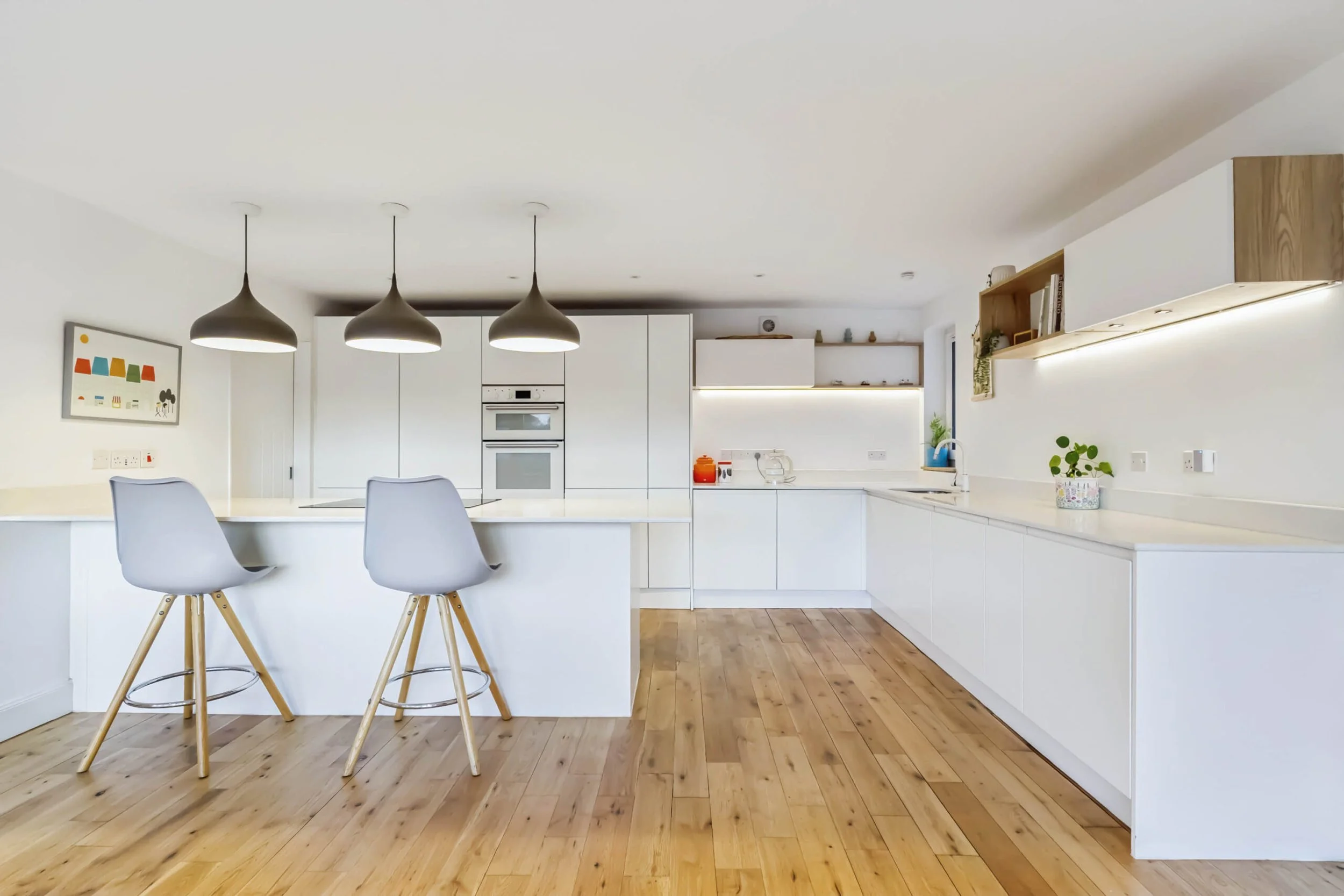 Kitchenfamilydining-5-scaled.jpg