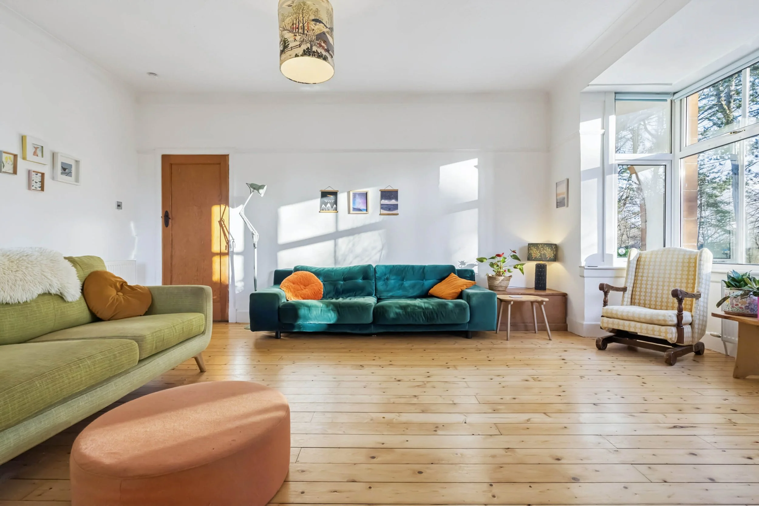 Lounge-2-scaled.jpg