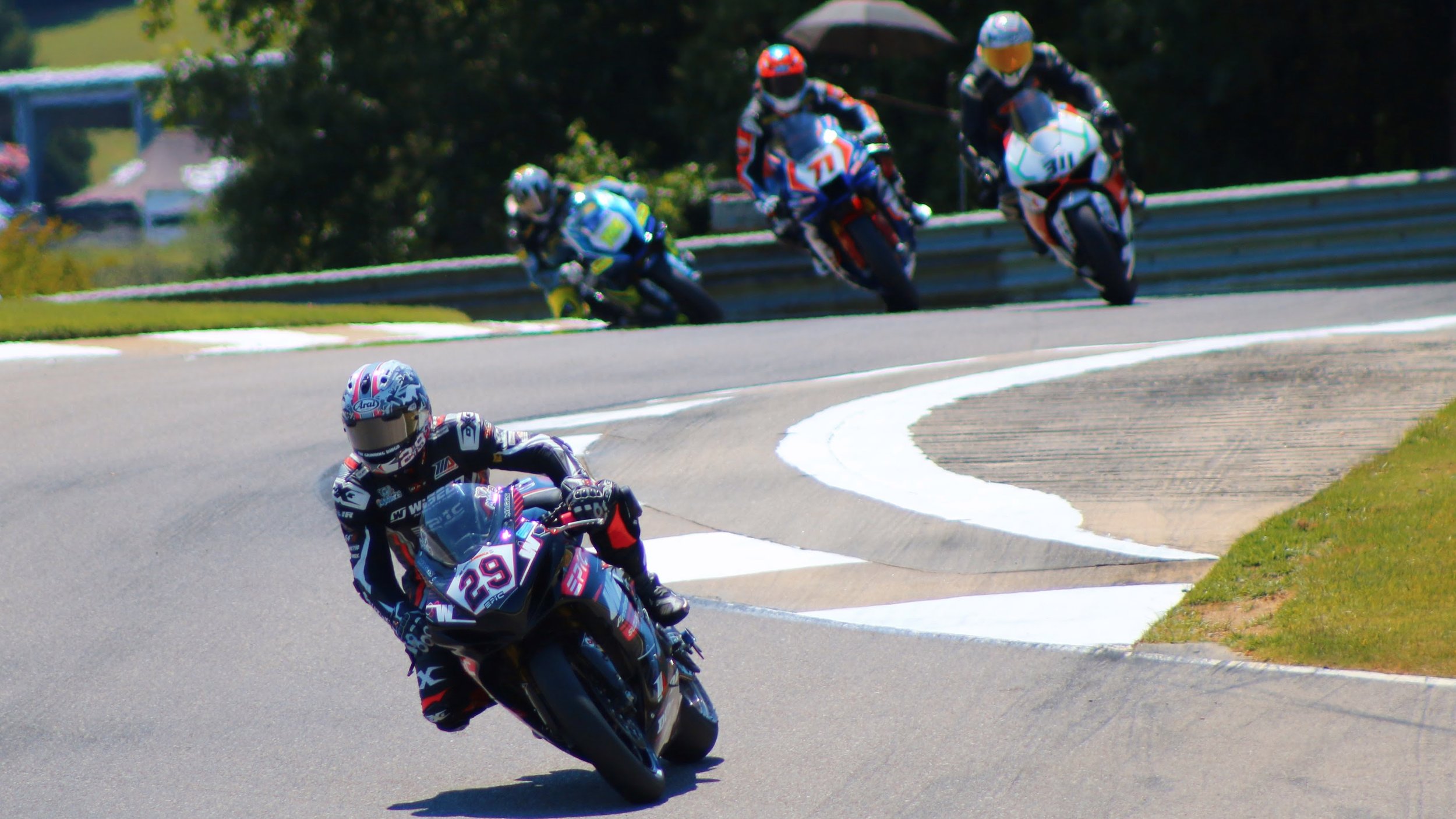 Binder and Herrin Take Their Supersport Title Fight to VIR