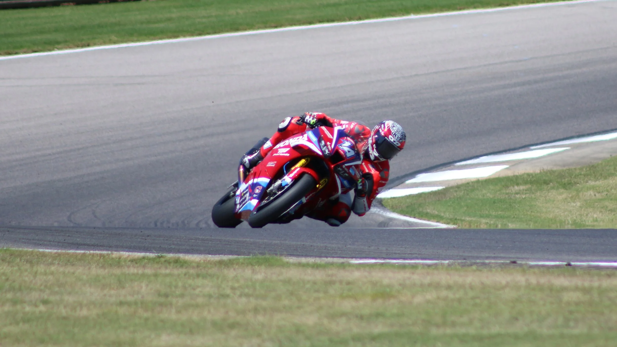 The Championship Picture: Superbike Cup