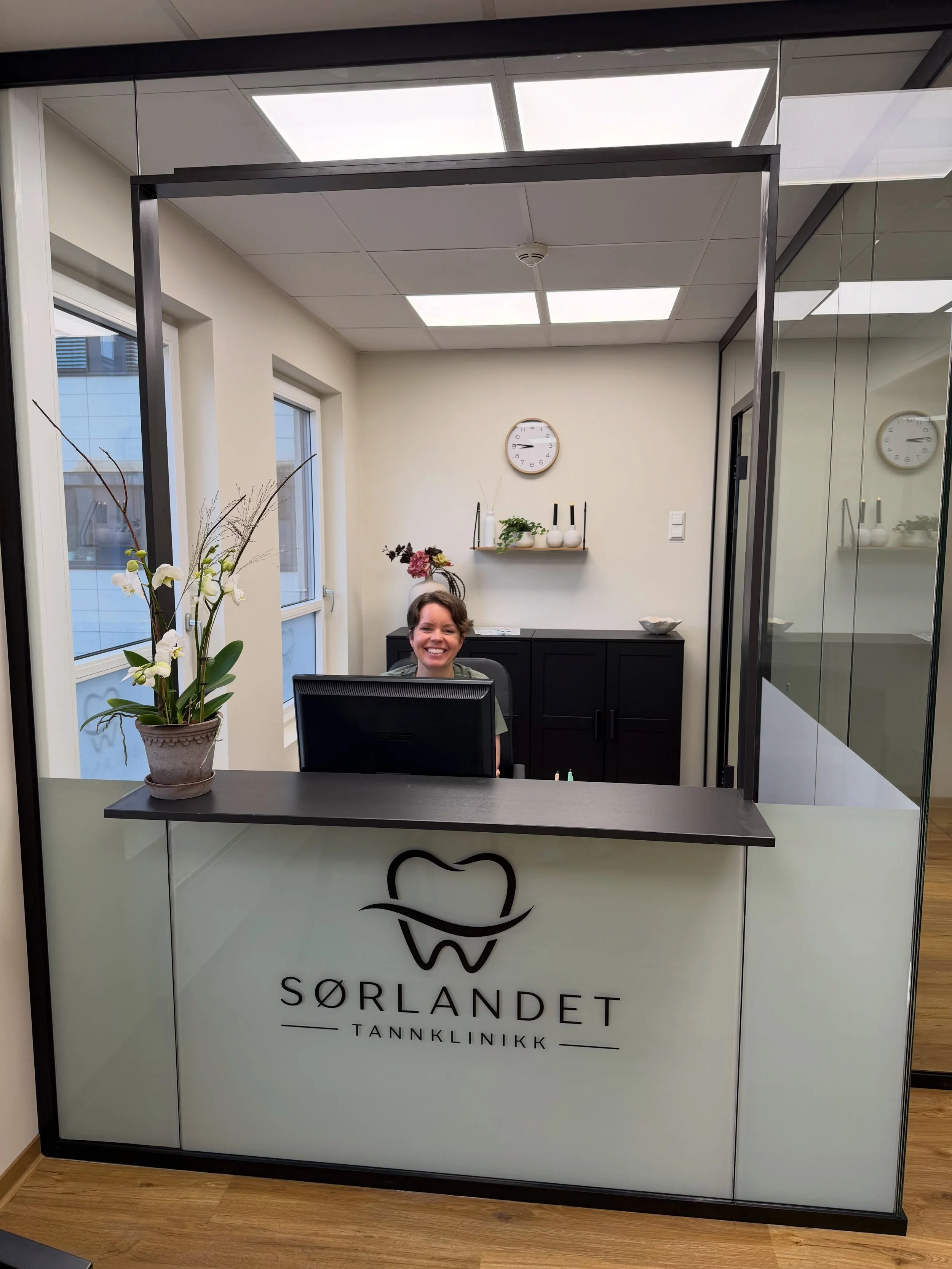 Velkommen til S&oslash;rlandet tannklinikk 🦷 Vi har n&aring; &aring;pnet for pasienter 🌟