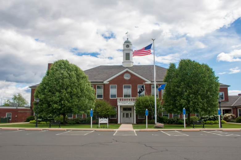 Unbundled PM - Investment Guide - Windsor CT - Poquonock Elementary School