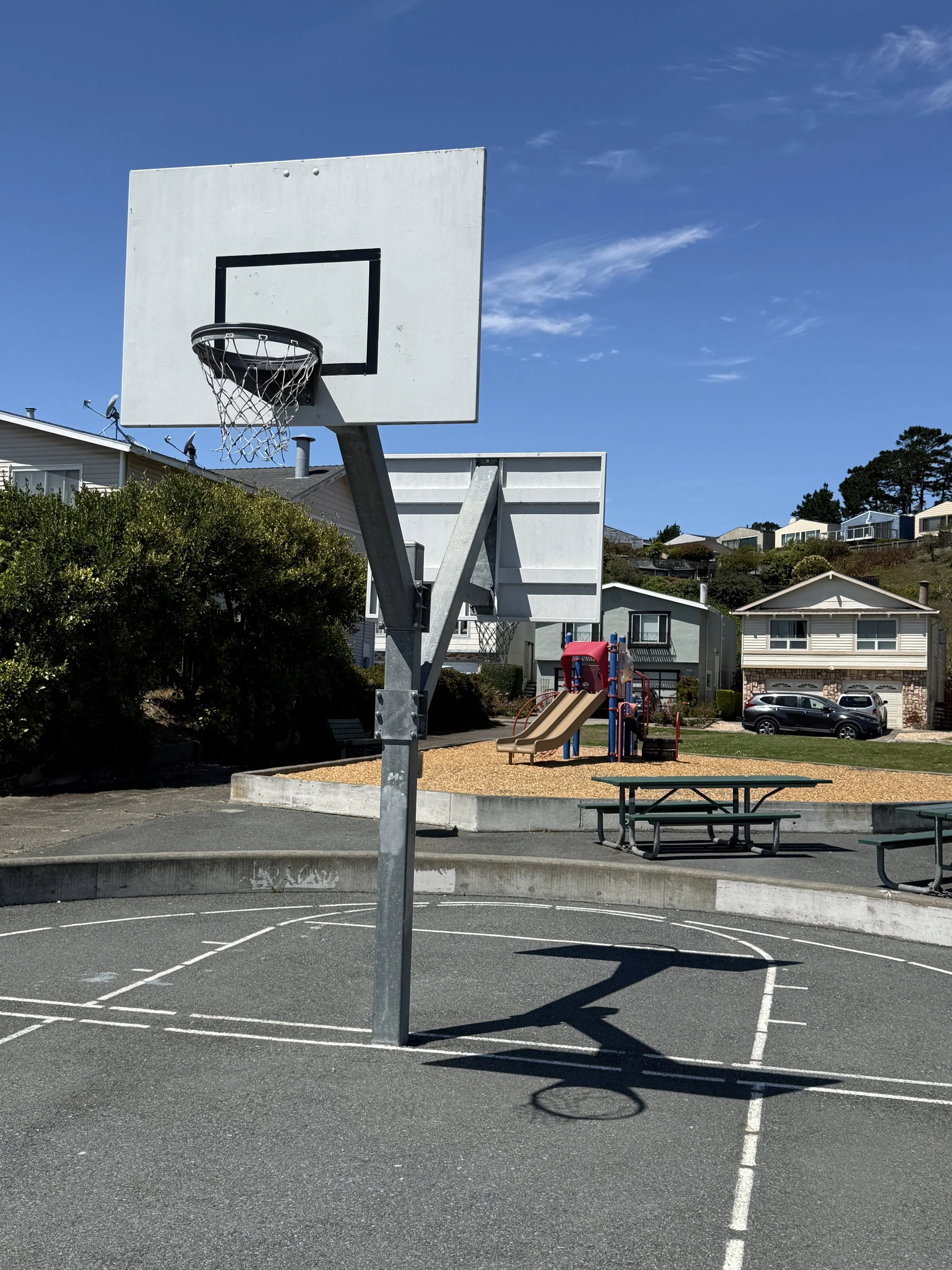Camelot Park basketball court in Daly City