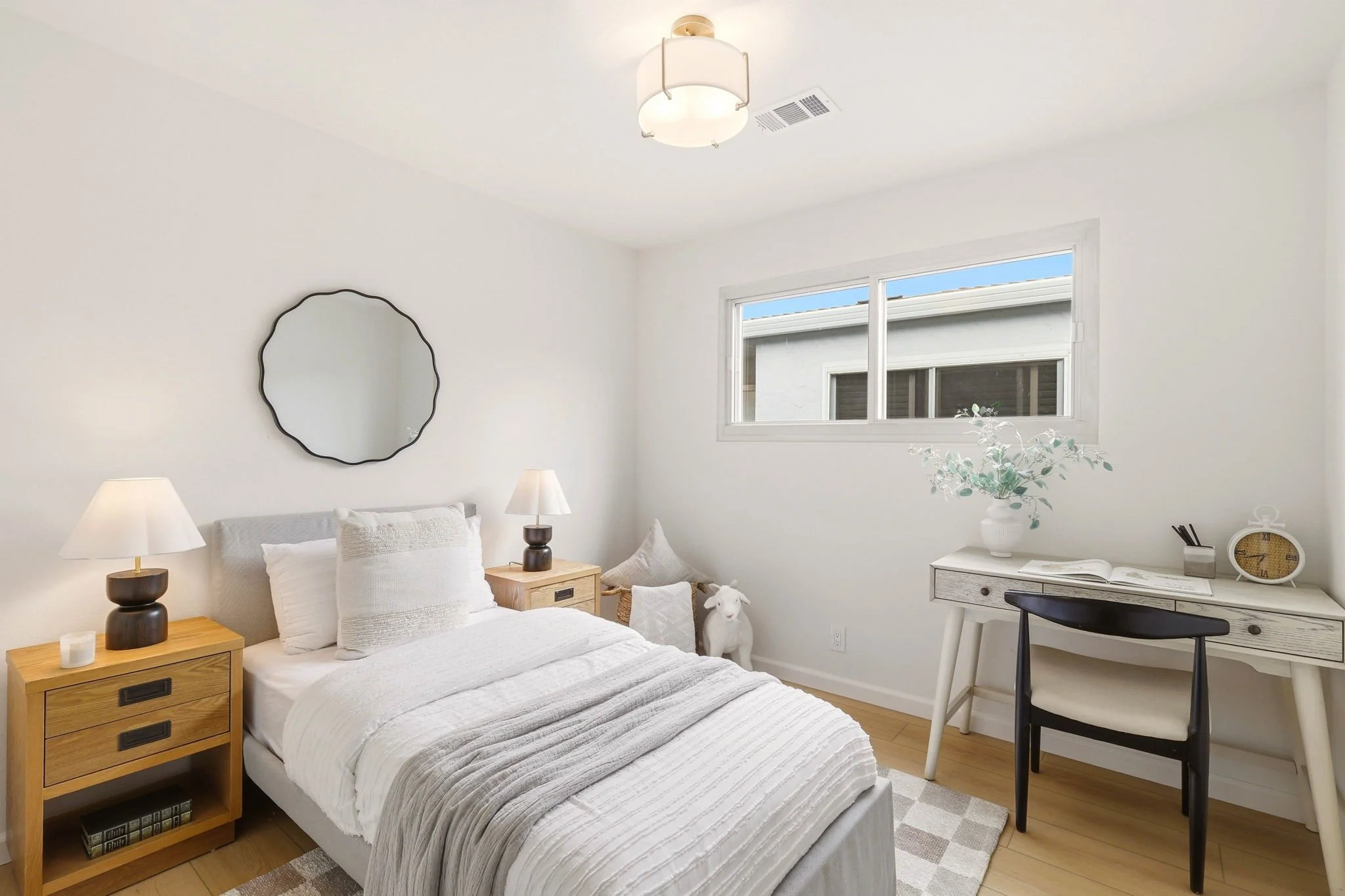 Second Bedroom, 28 Camelot Ct, Daly City