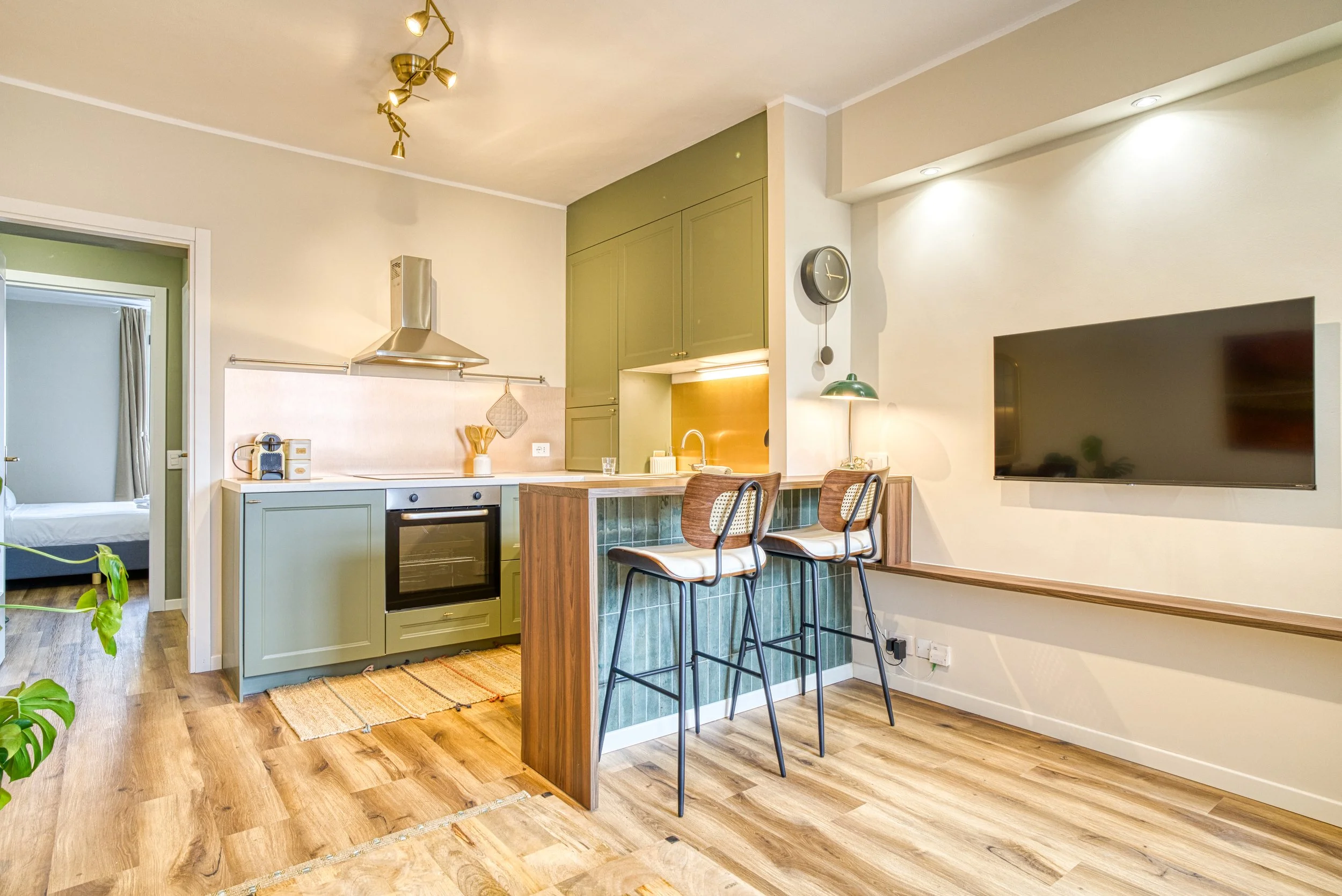 Modern kitchen with green finitures