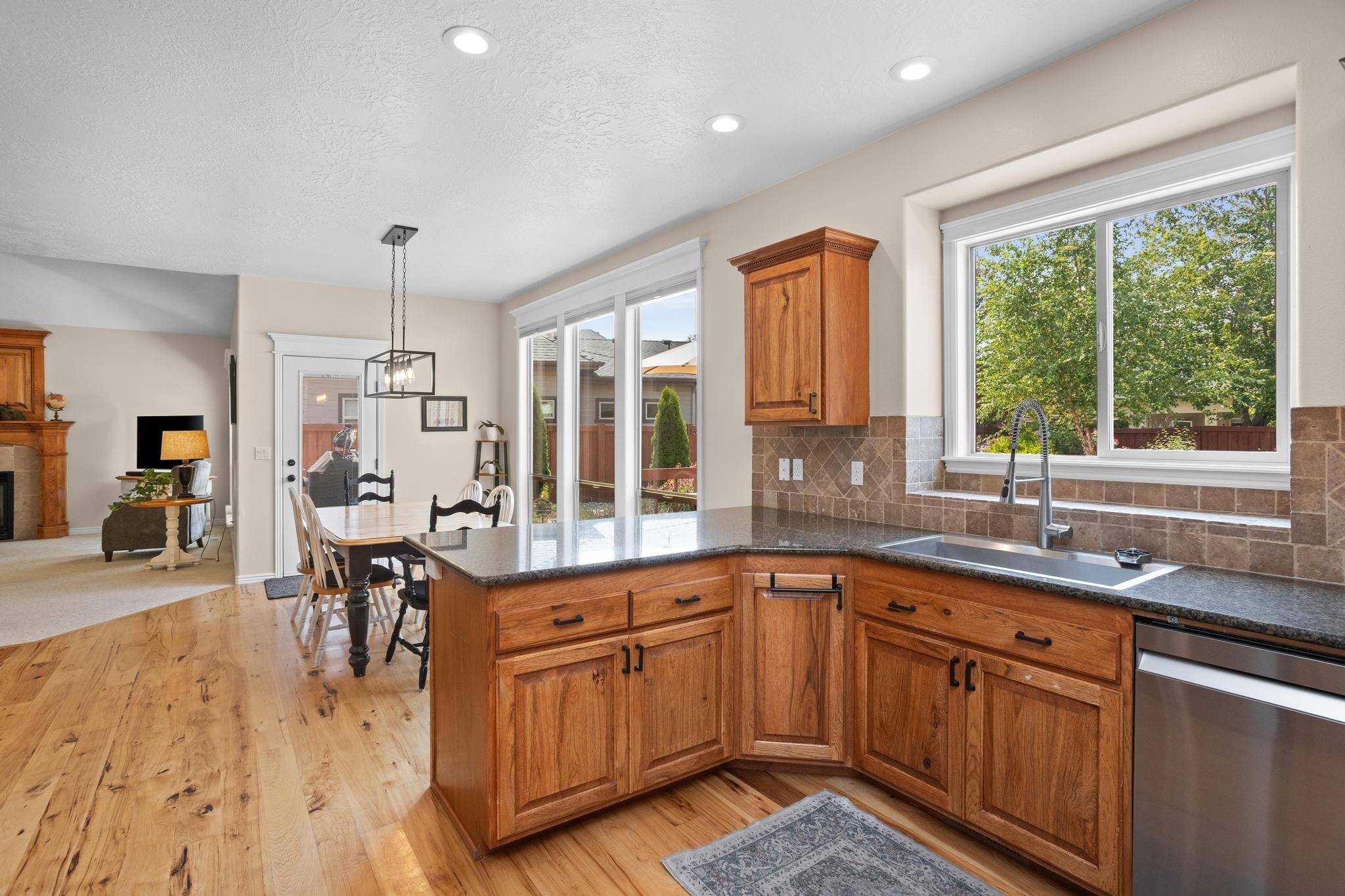 4191 Hertiage Woods024.jpg