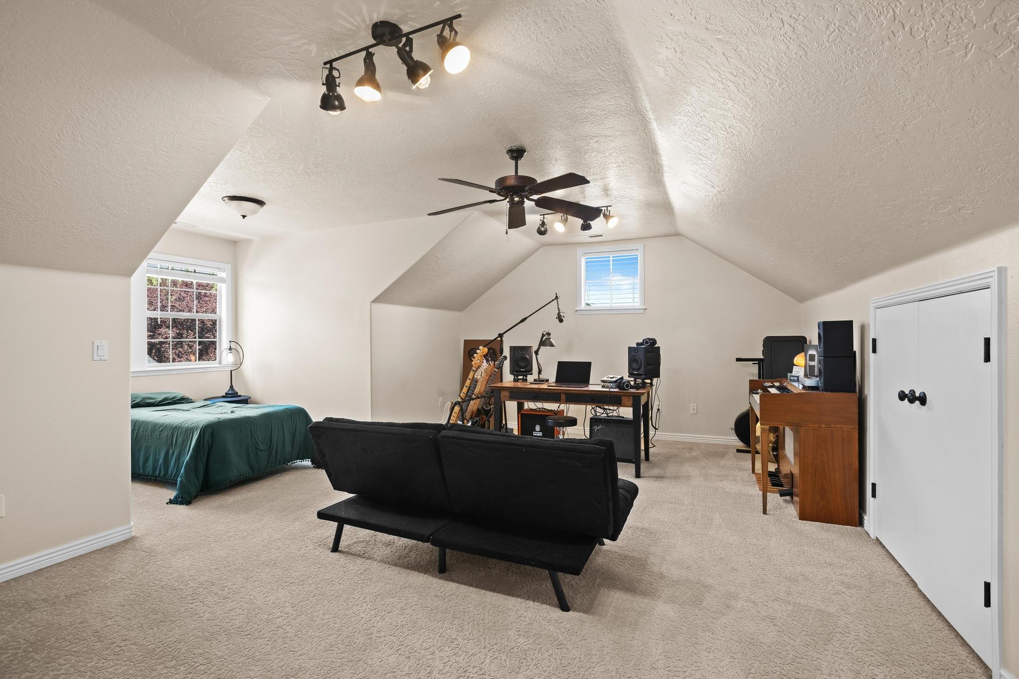 4191 Hertiage Woods039.jpg
