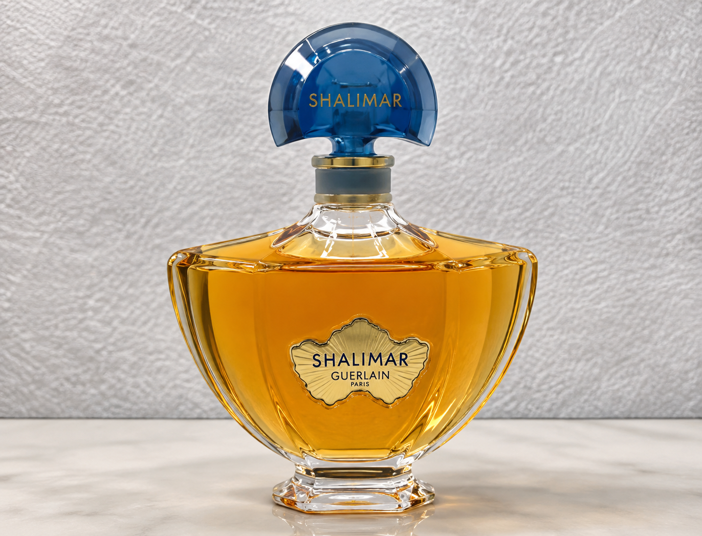 Vintage 1960s Guerlain Shalimar Extrait Parfum 1 oz Rare Collector’s Bottle